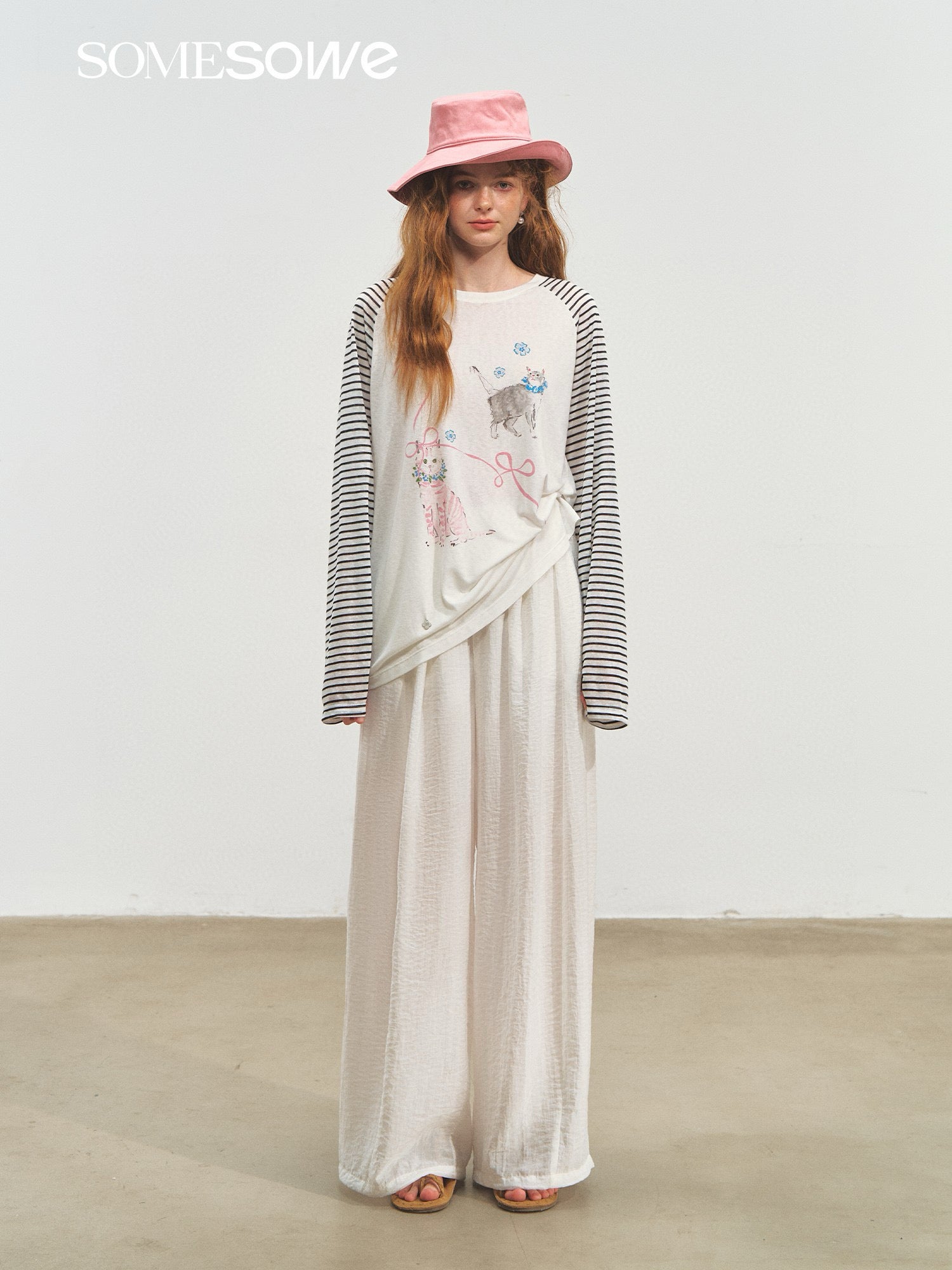 SOMESOWE S2508160 Cat printed striped patchwork top