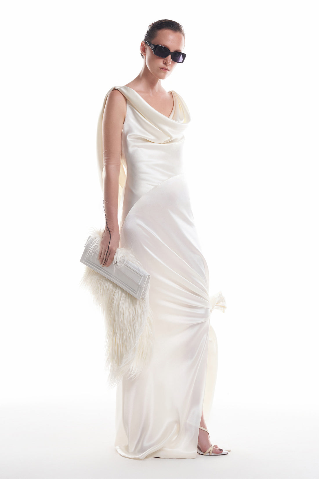 DATT DIVA GOWN(2COLOR)
