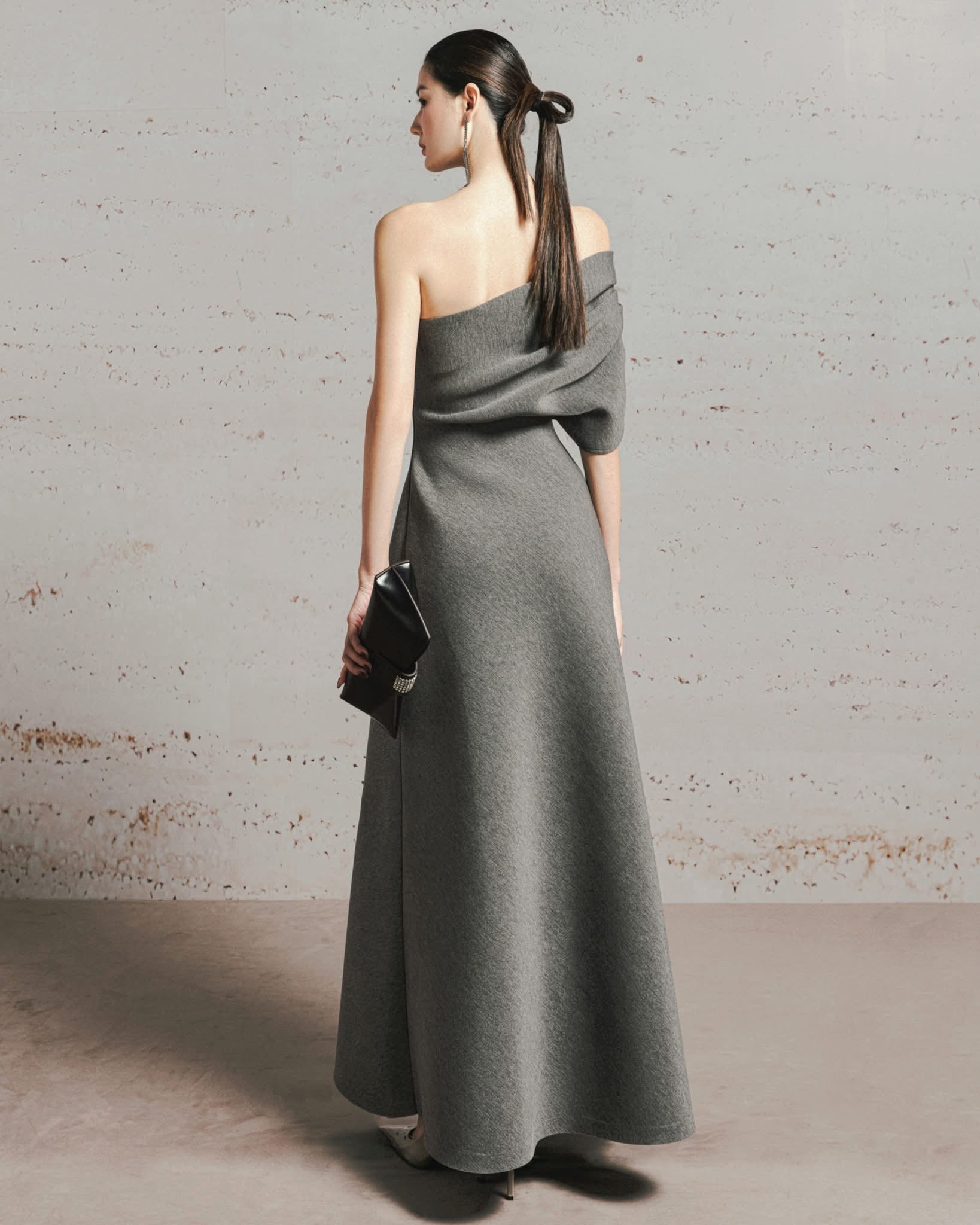LANE JT VESTALIA ONE-SHOULDER LONG DRESS