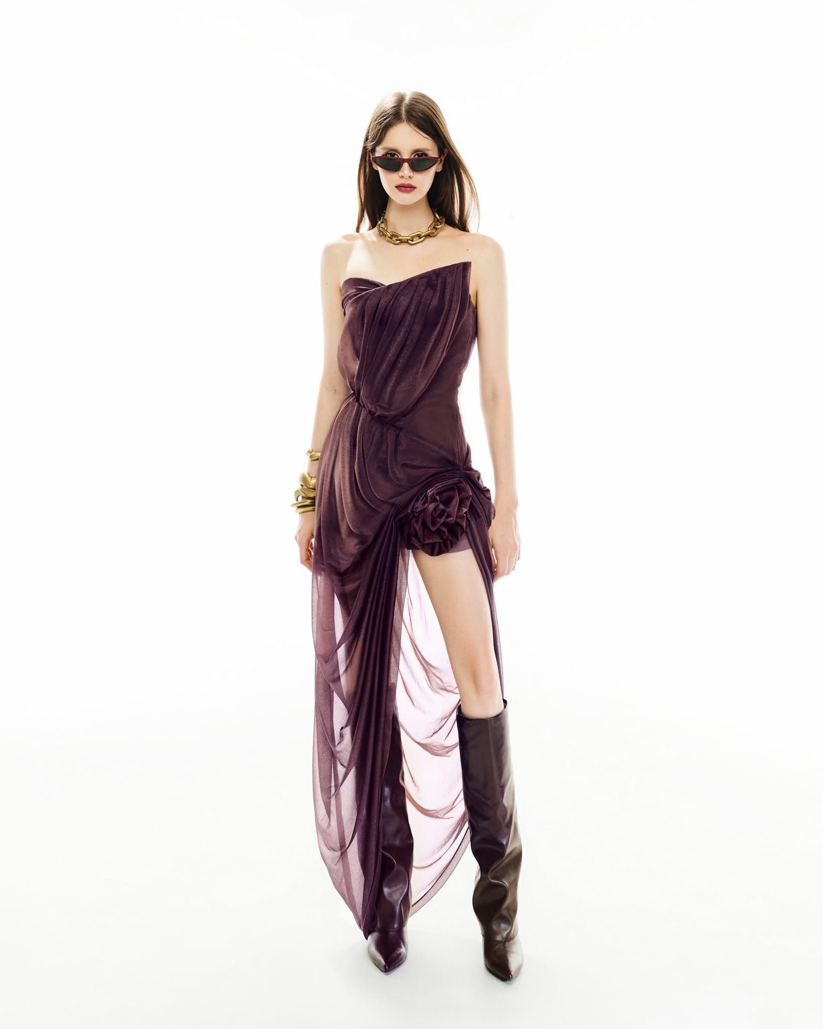 MUST HAVE Structured strapless asymmetric dress