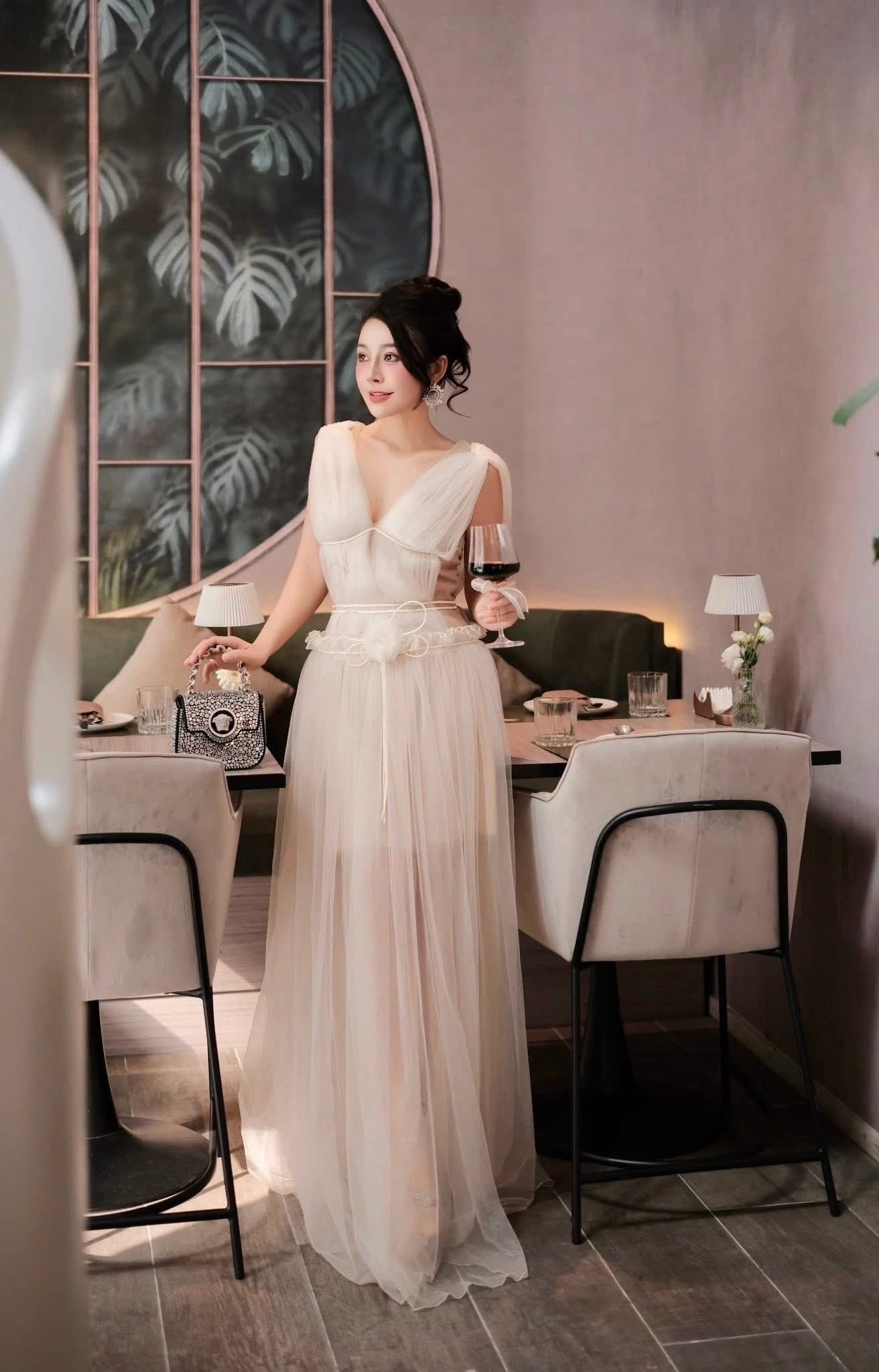 XY Bymyxy Cream bow dress