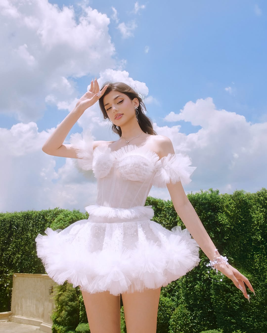 NINISESI Saha Set (with stockings)