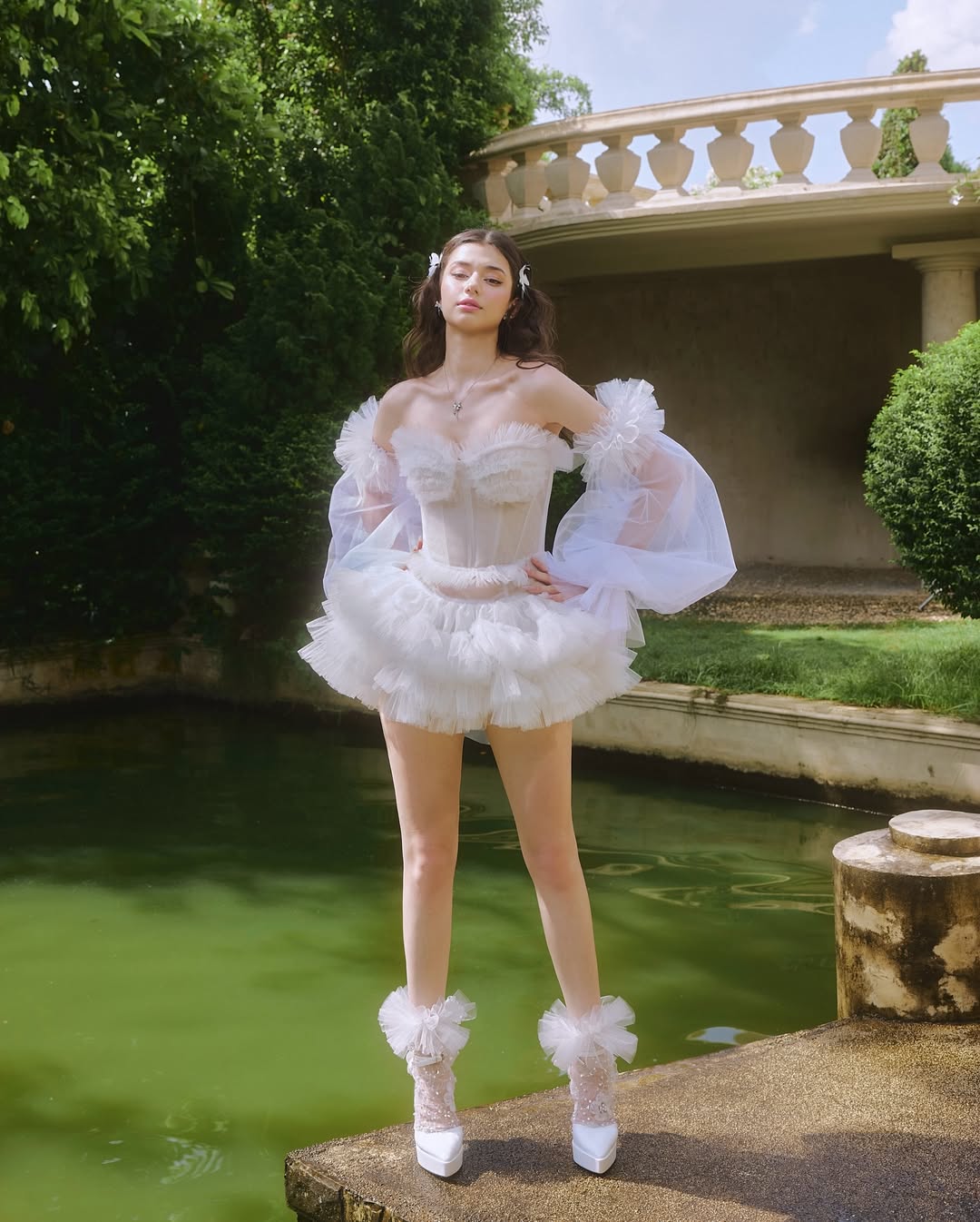 NINISESI Kala Set (with stockings)