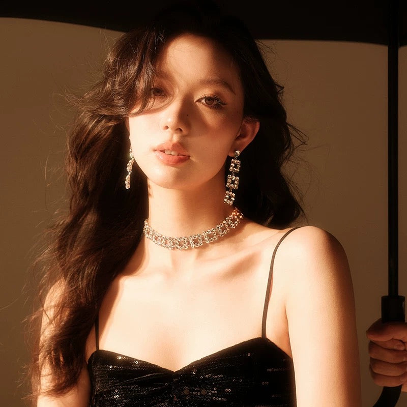 ABYB CHARMING Better Us Choker