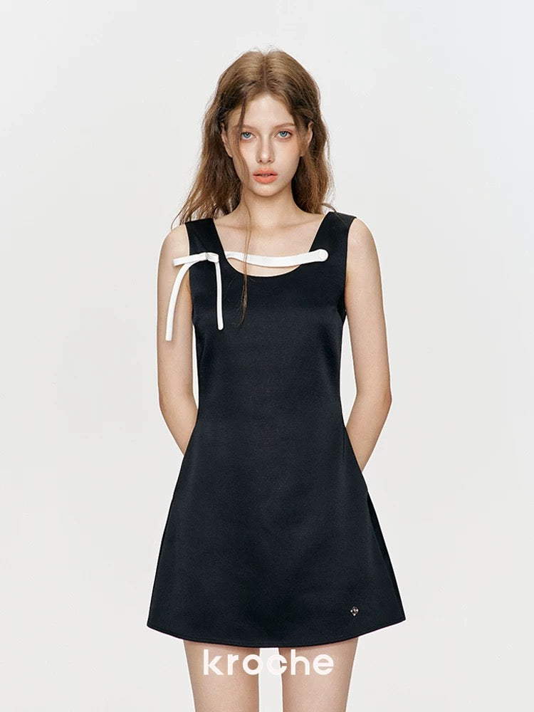 Kroche 3D bow satin dress