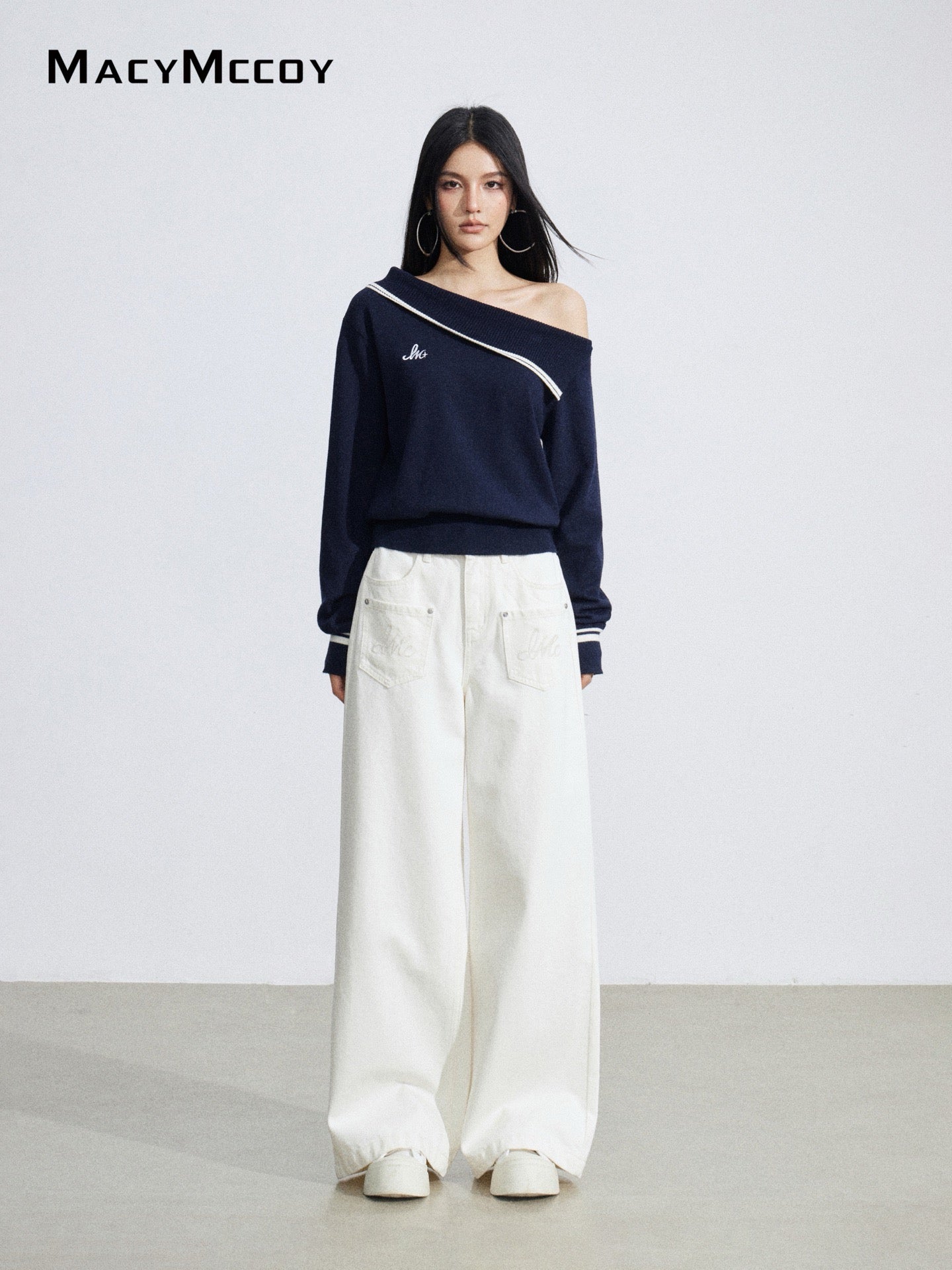 MacyMccoy MMC2026036 Irregular slanted shoulder knitted top