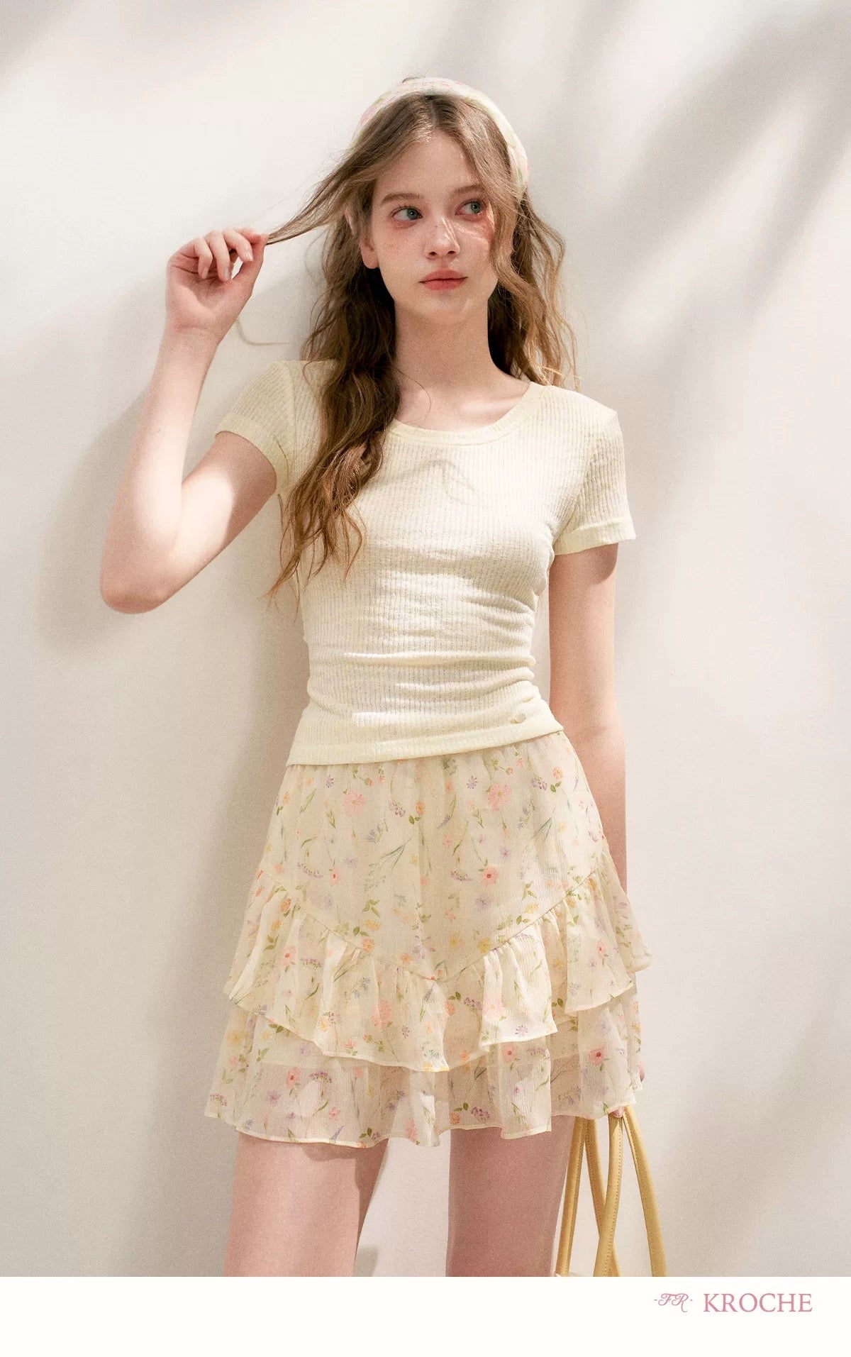 Kroche Floral lace up backless T-shirt