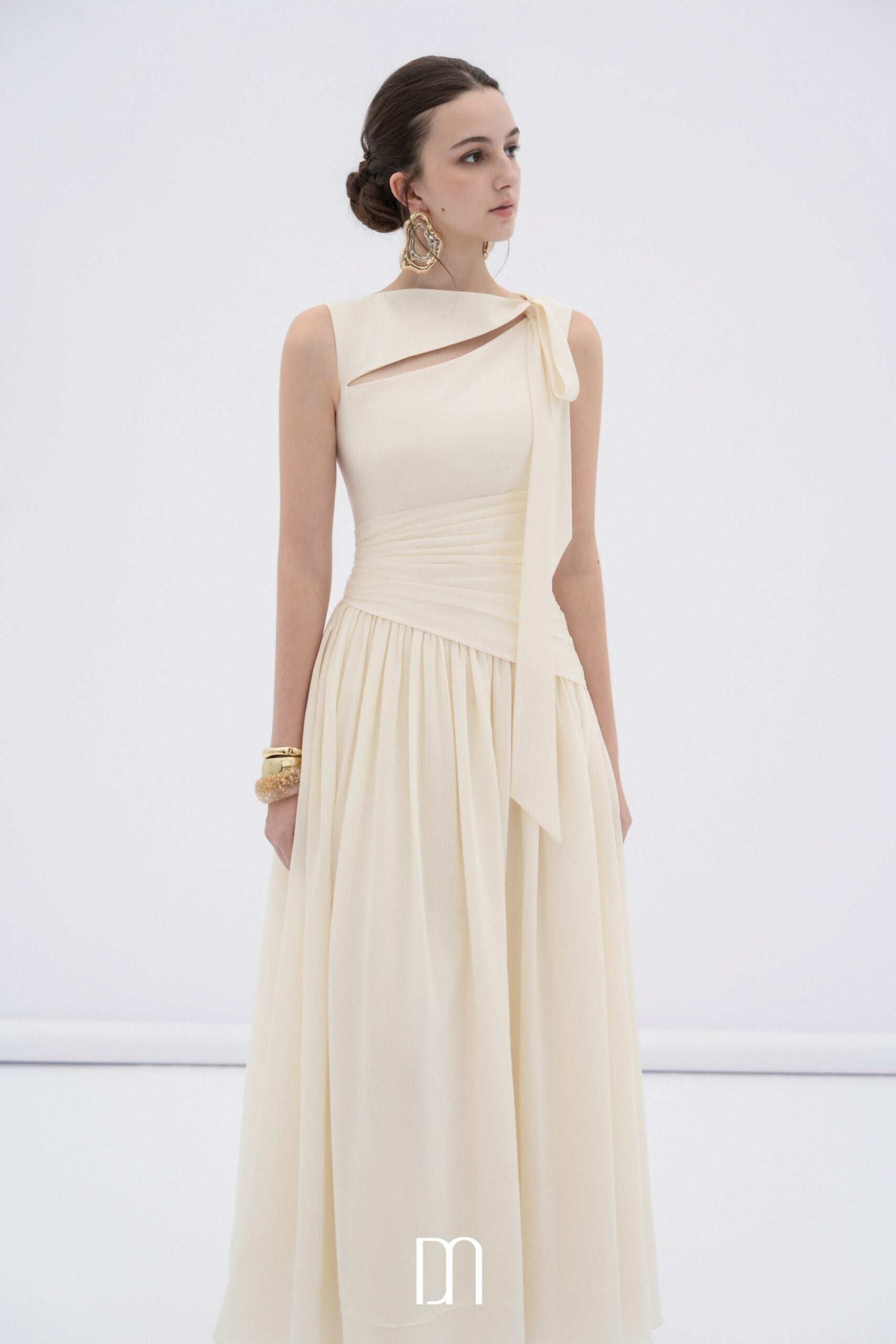 BYDENIO Ciel asymmetric cut-out neckline midi dress