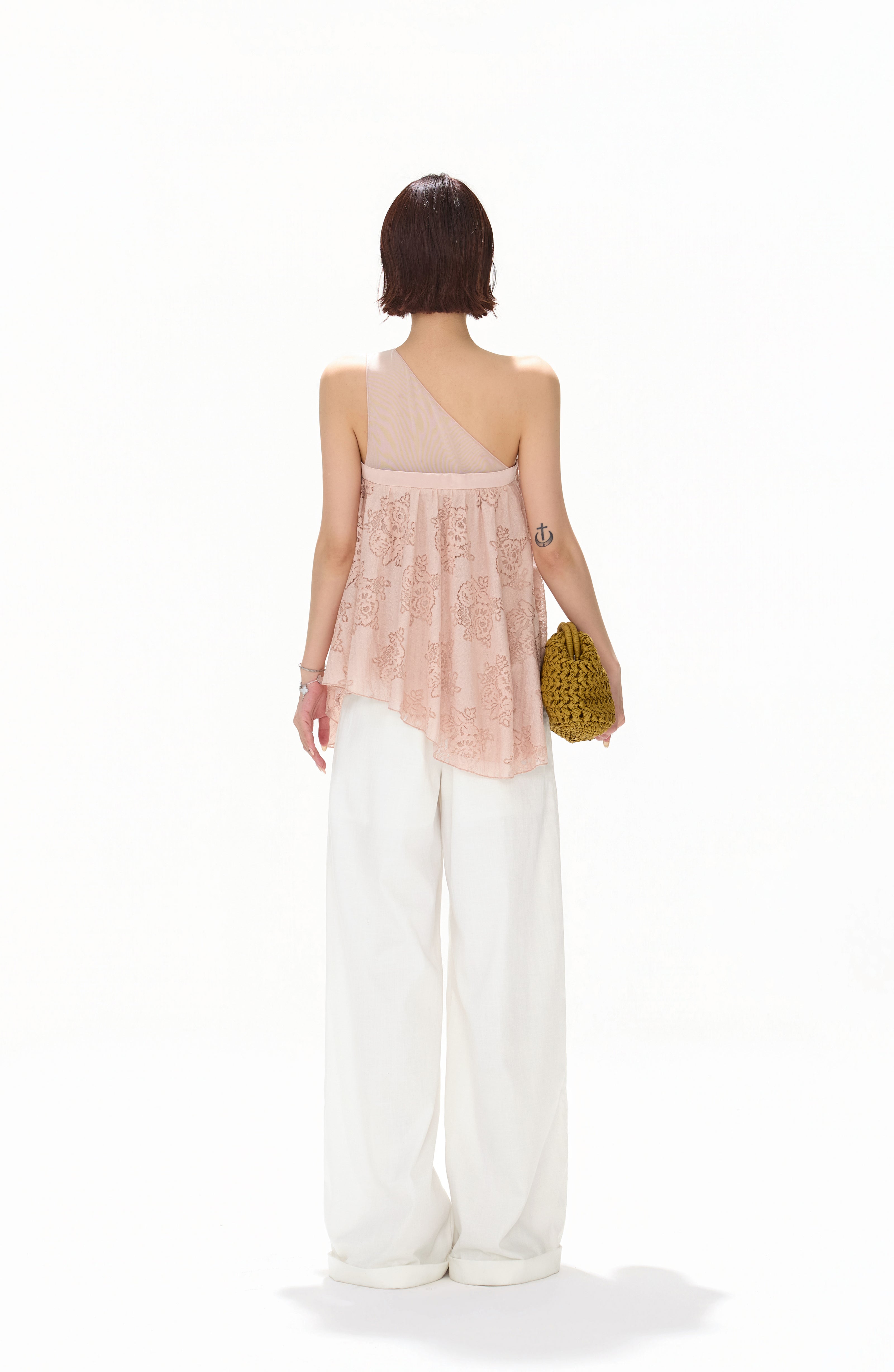 CYNR CY260412SAI Mesh rose lace irregular sleeveless top