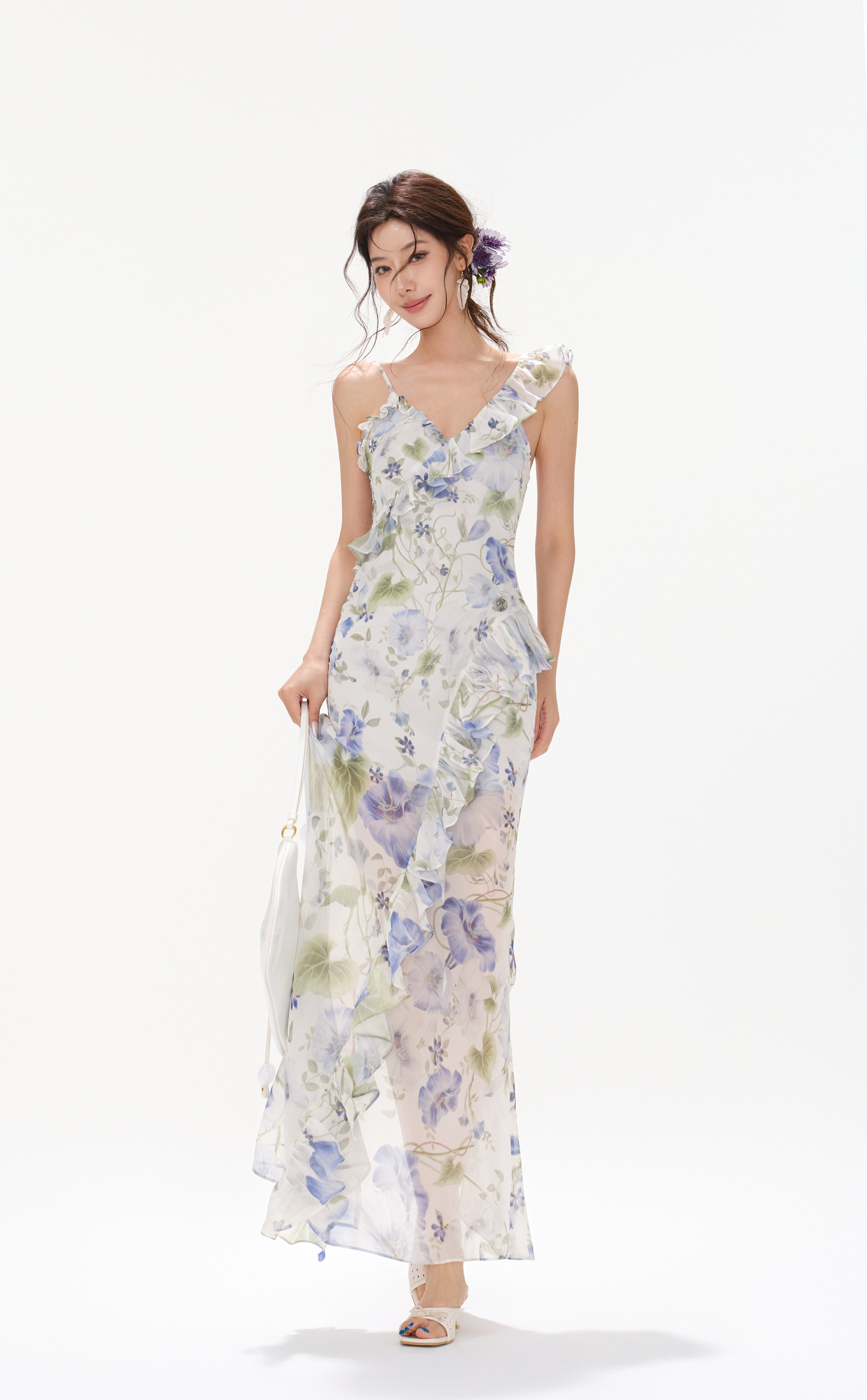 CYNR CY260466DLW Ruffle V-neck floral suspender dress