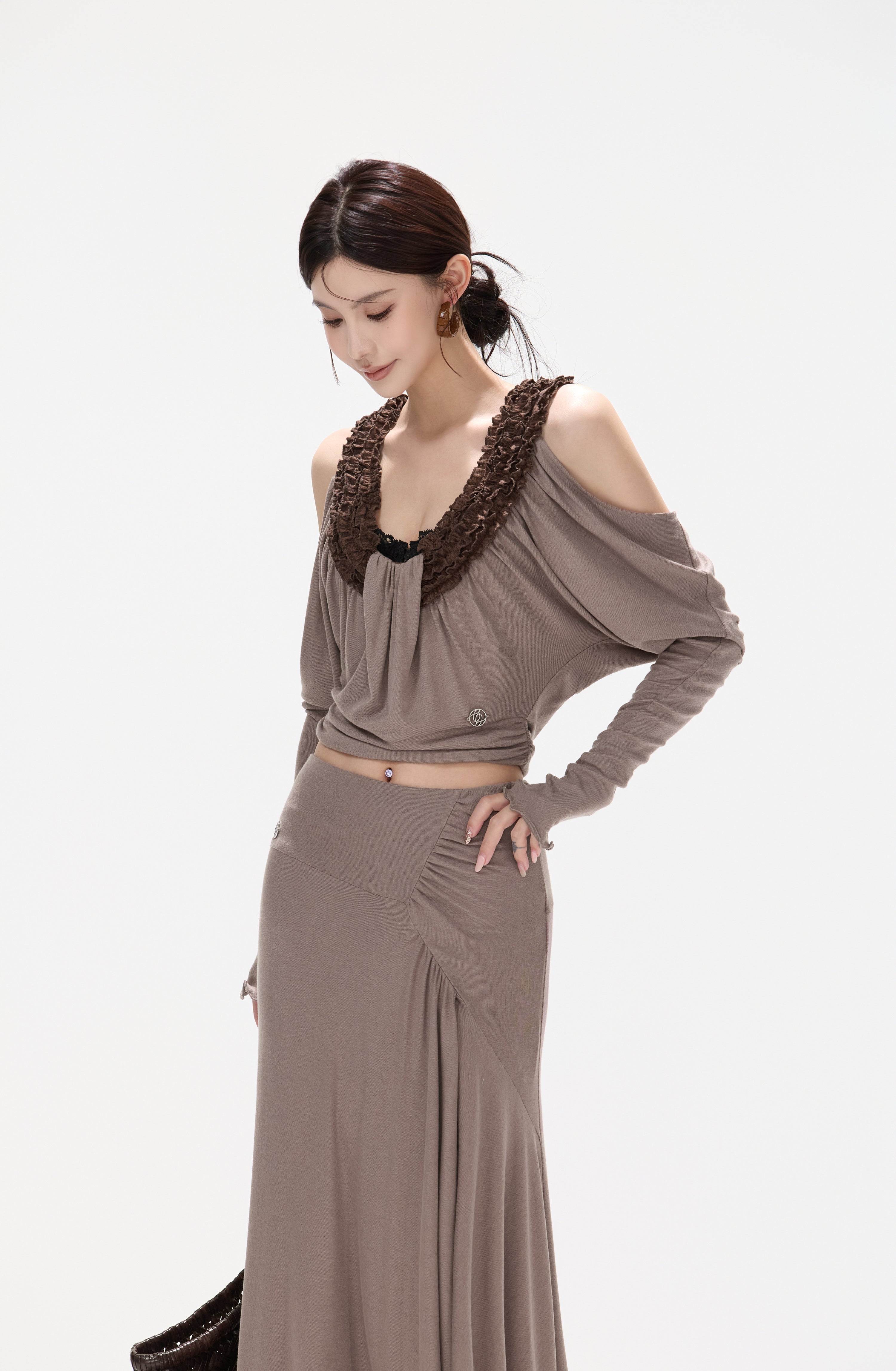 CYNR CY260431TTK Tencel wool lace U-neck off shoulder top + skirt