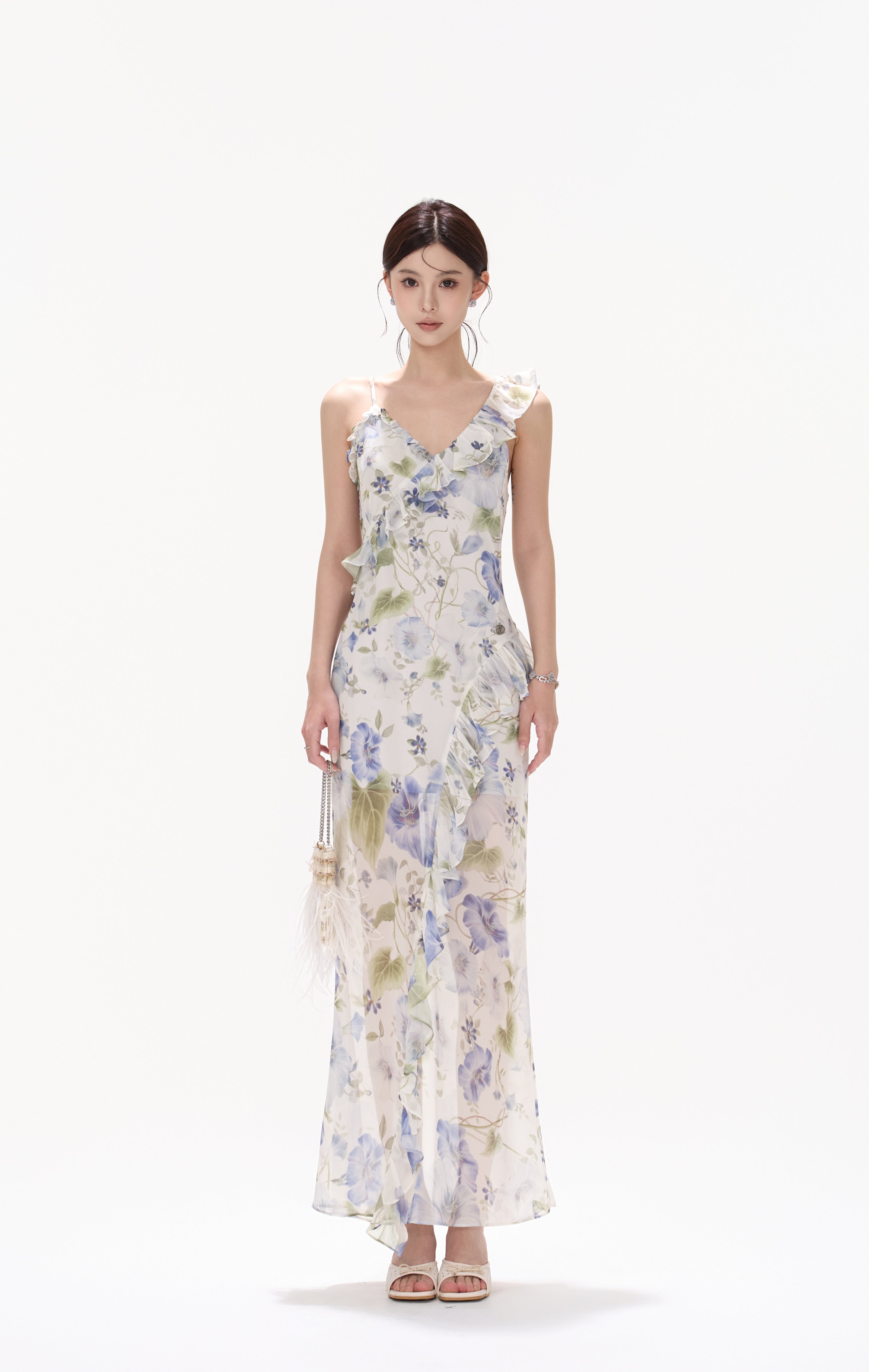 CYNR CY260466DLW Ruffle V-neck floral suspender dress