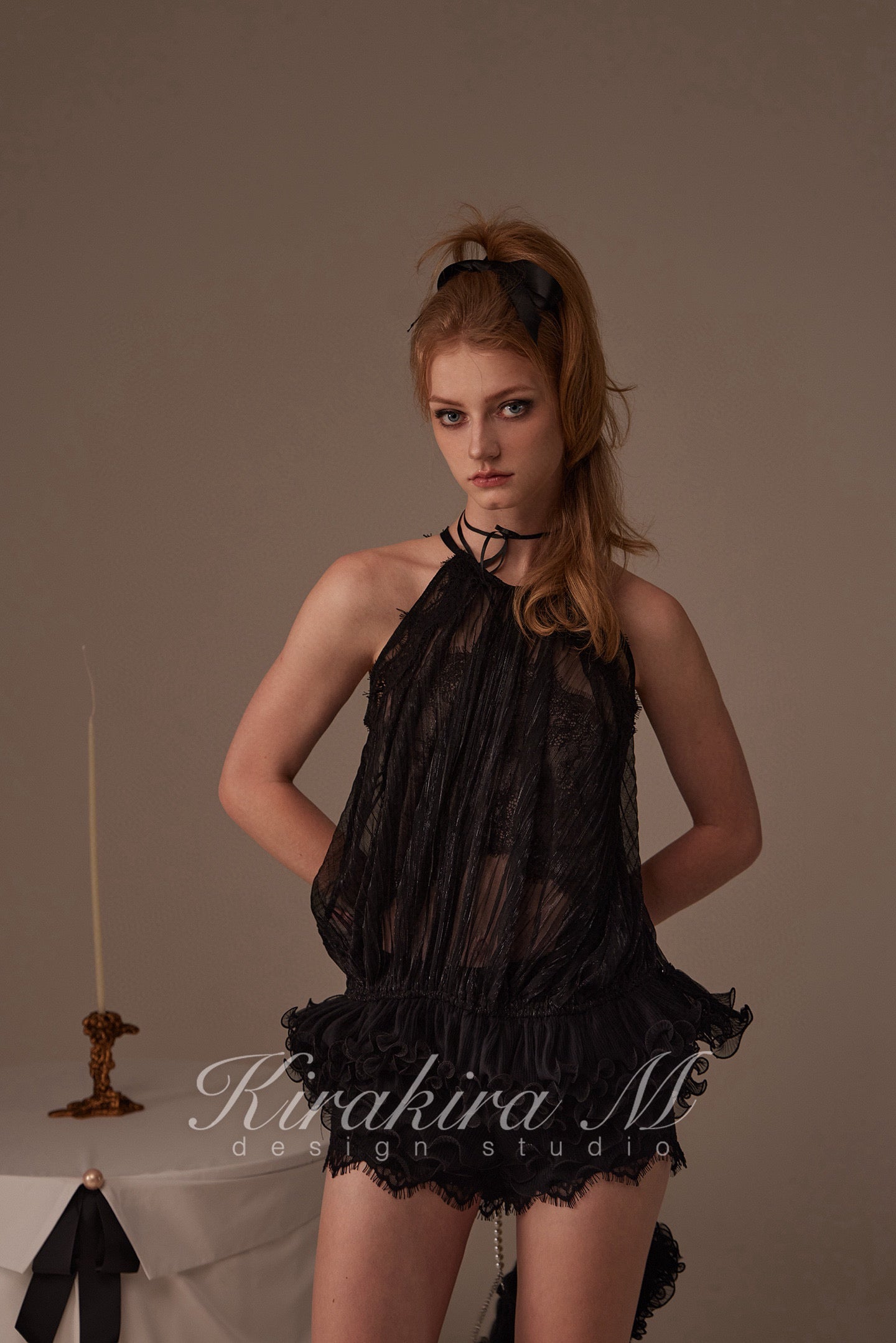 Kirakira.M Black 2-picec set of Multi-layer lace top