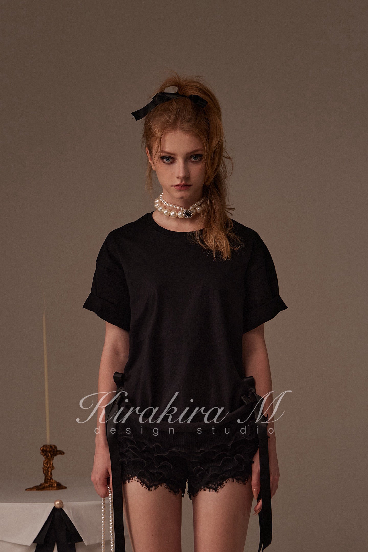 Kirakira.M Black bow loose T-shirt (Multiple ways to wear)