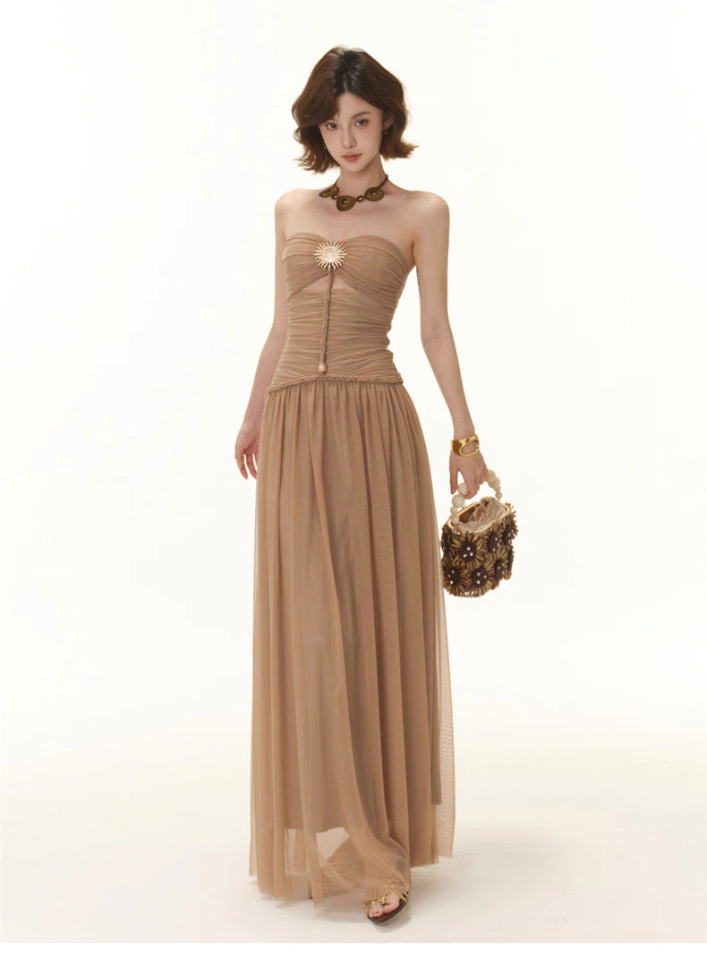CYNR Knitted waist-cinching slim-fit dress