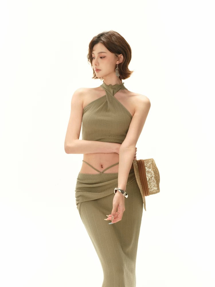 CYNR Knitted slim fit twisted neck strapless top + long skirt