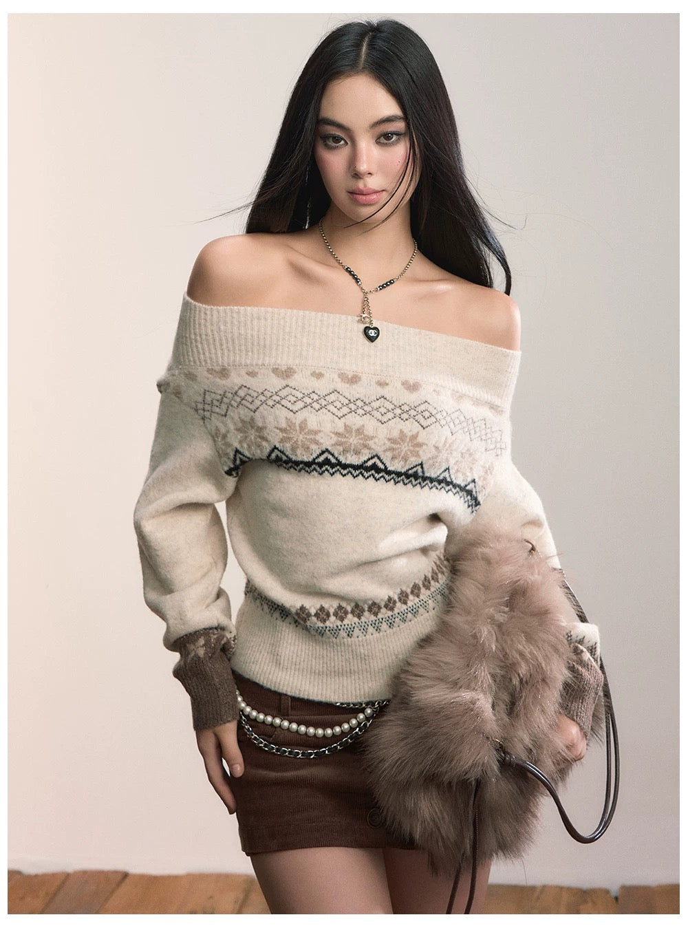VIA PITTI VIADK670 Fel Island contrasting one shoulder sweater
