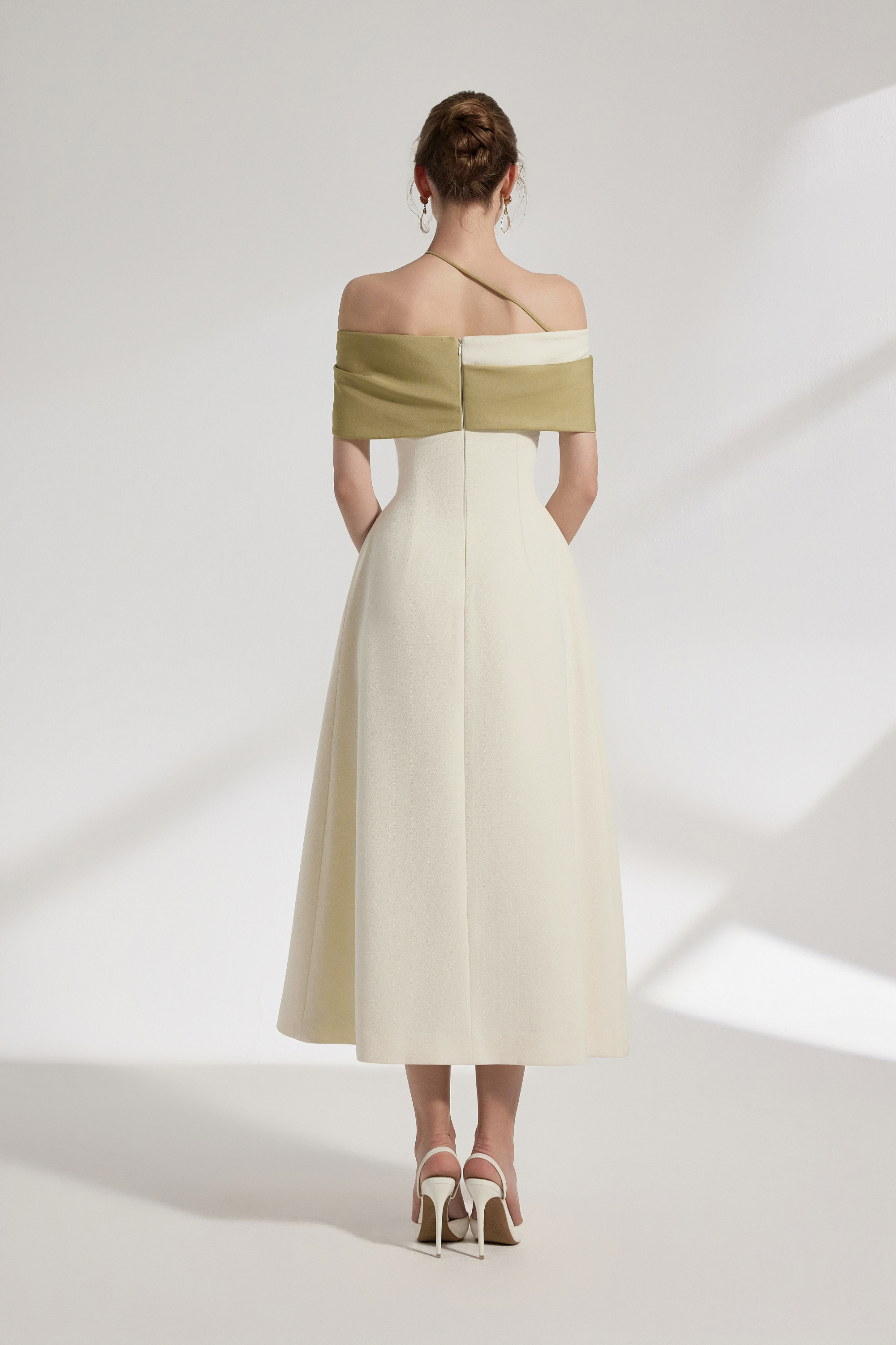 BYDENIO Sylva Two-tone Draping Off-shoulder Midi Dress