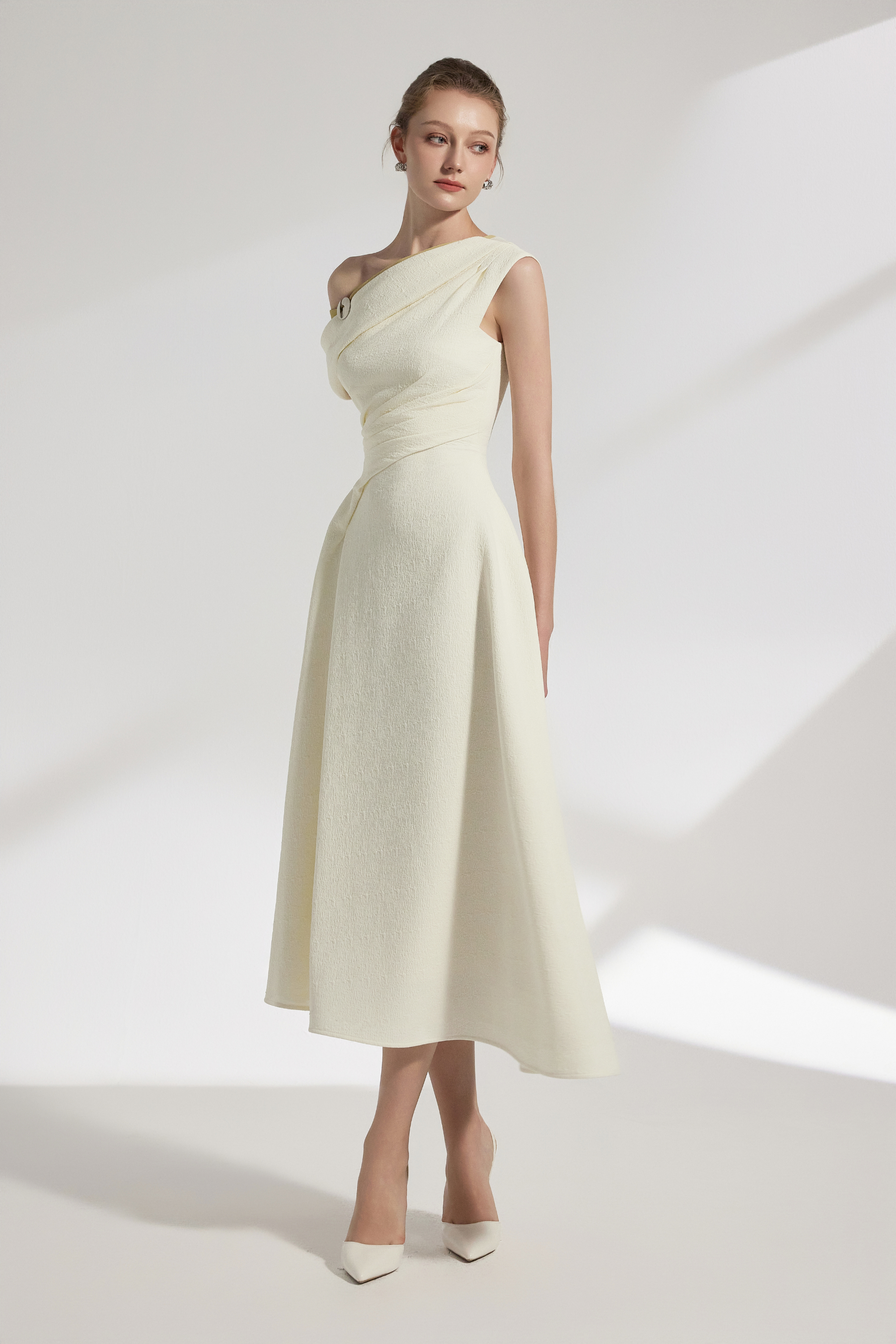 BYDENIO Elan Two-tone Off-shoulder Midi Dress
