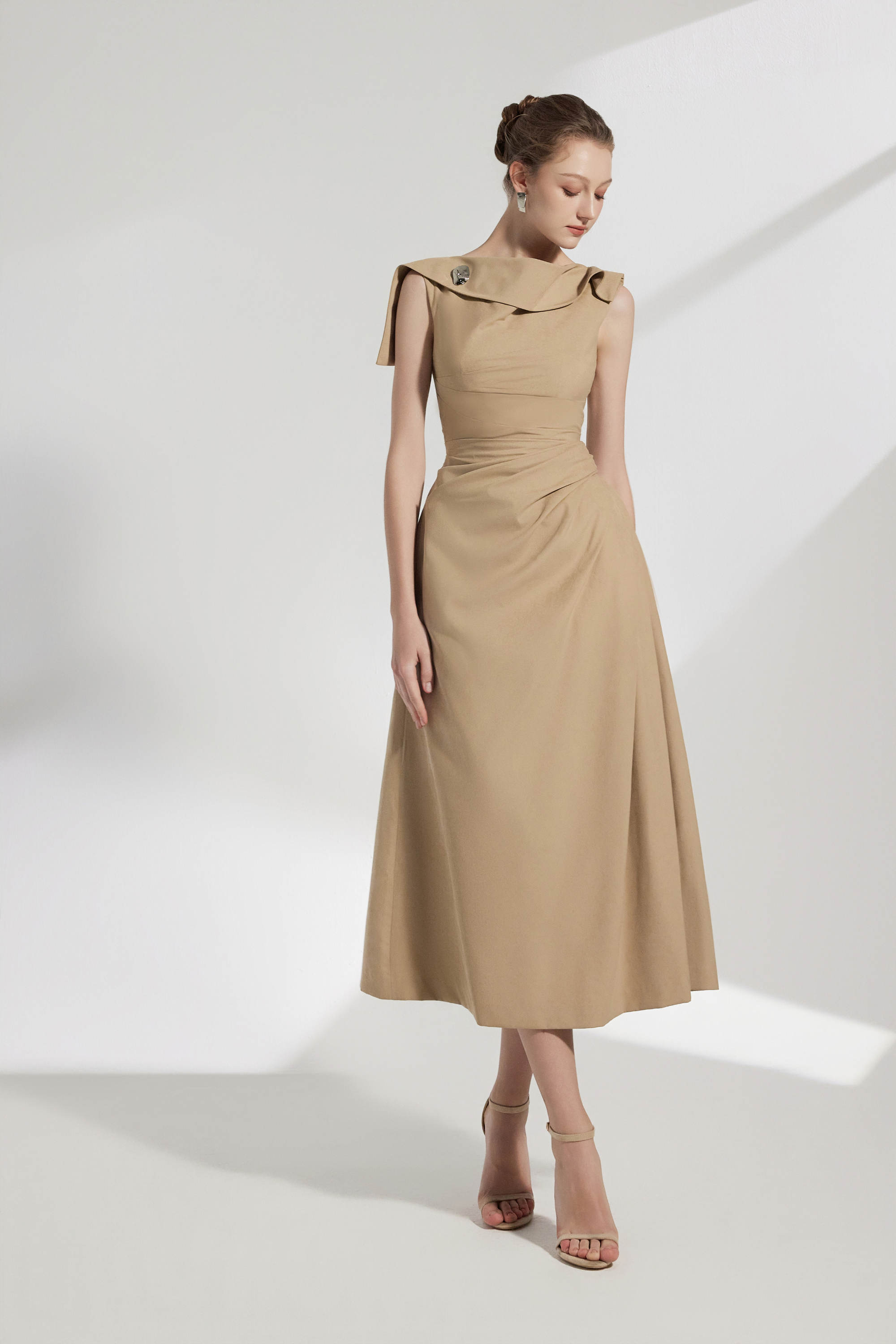 BYDENIO Solene Midi Dress With Flipped-collar