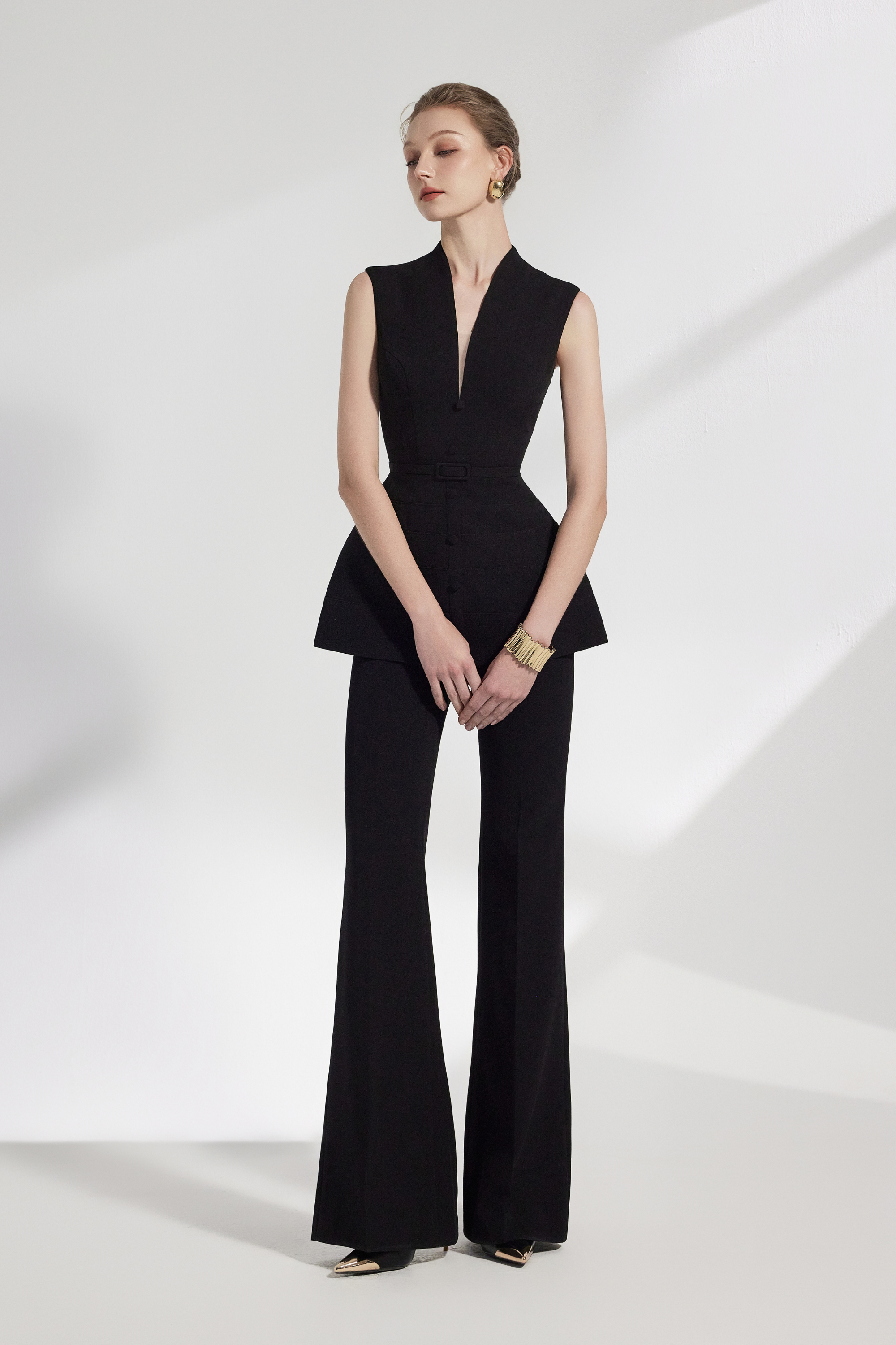 BYDENIO Vanta Flared Trousers With Back Slit