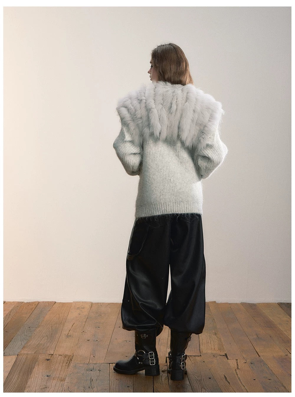 VIA PITTI VIADK672 Big collar plush cardigan