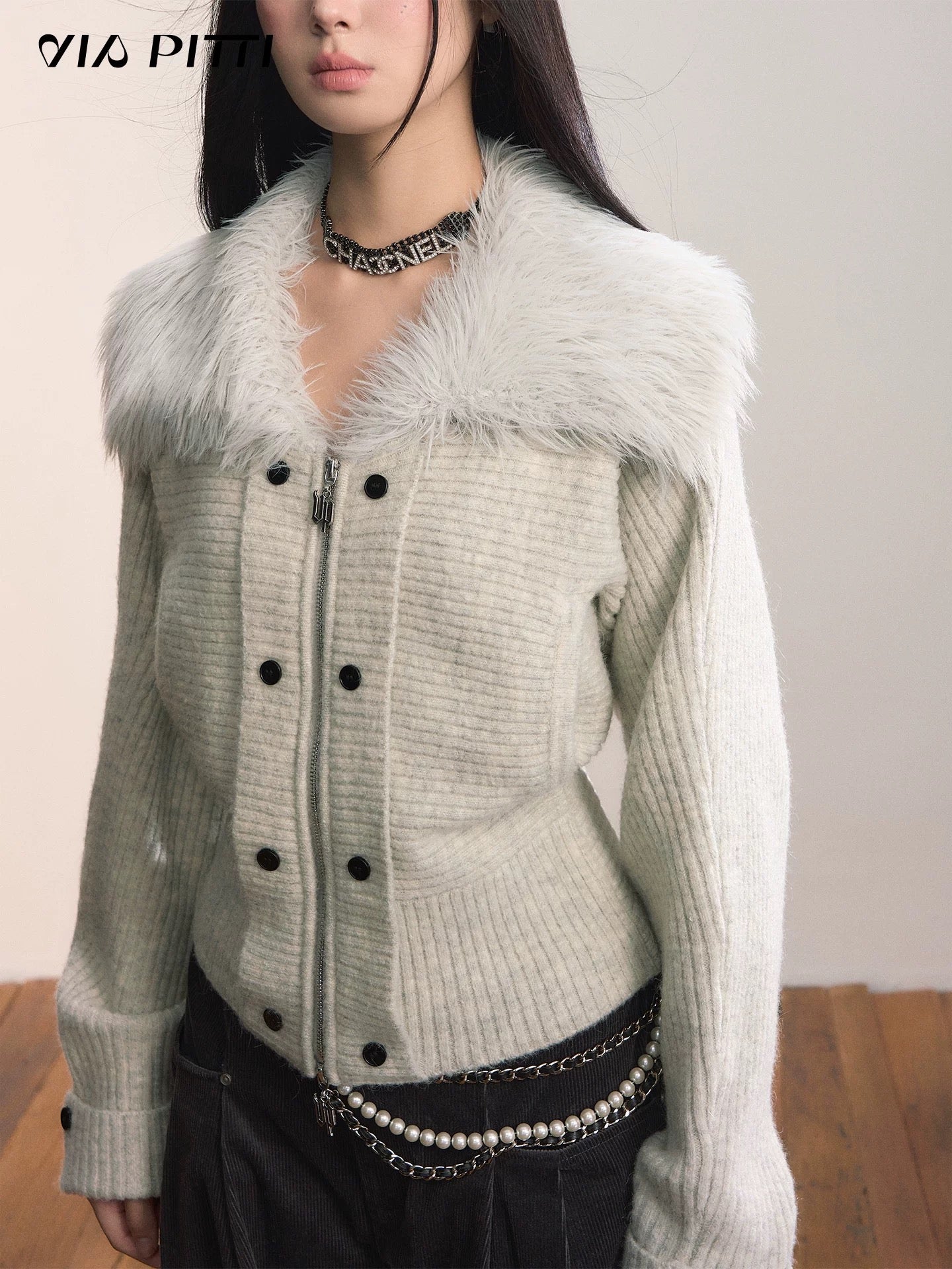 VIA PITTI VIADK671 Plush collar waist cinching lapel jacket