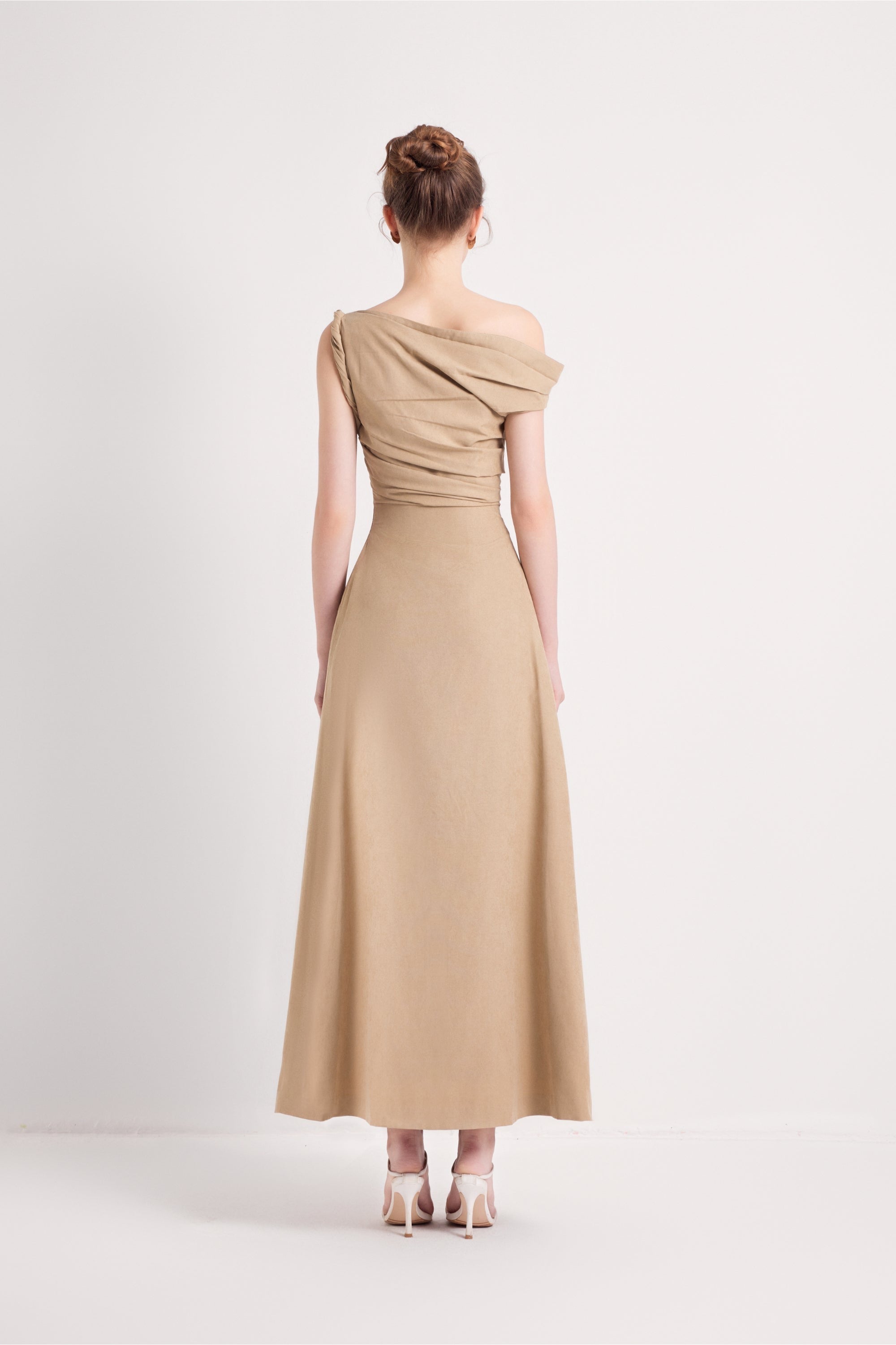 BYDENIO Bliss Off-shoulder Dress with Twisted Detail