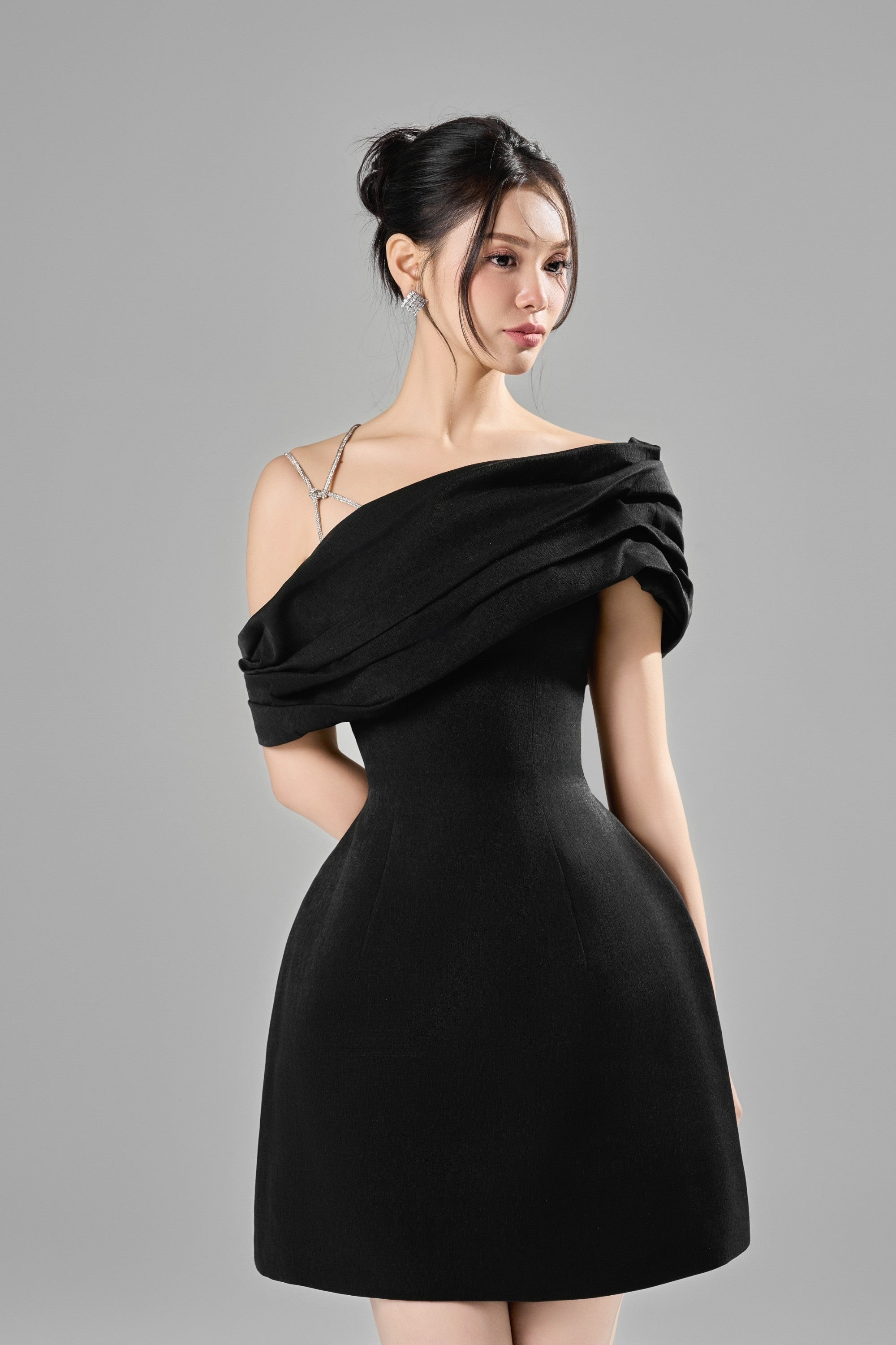 BYDENIO Elle Off-shoulder Mini Dress