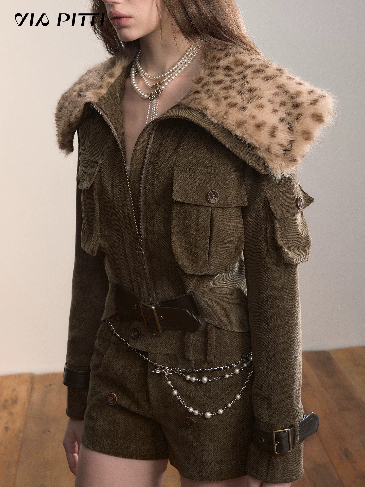 VIA PITTI VIADC584 Leopard print fur collar waist cinching jacket