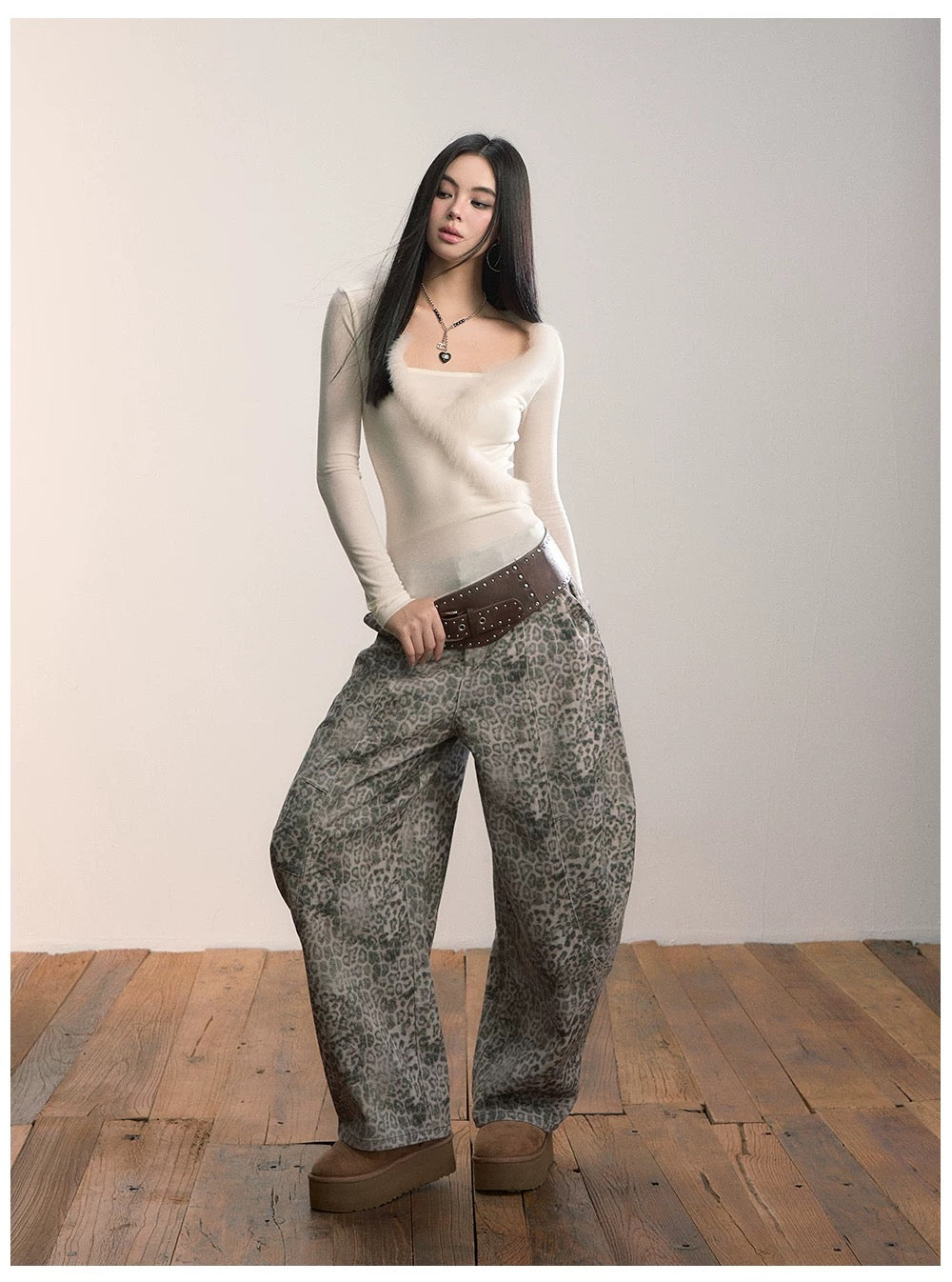 VIA PITTI VIADP674 Leopard print casual jeans