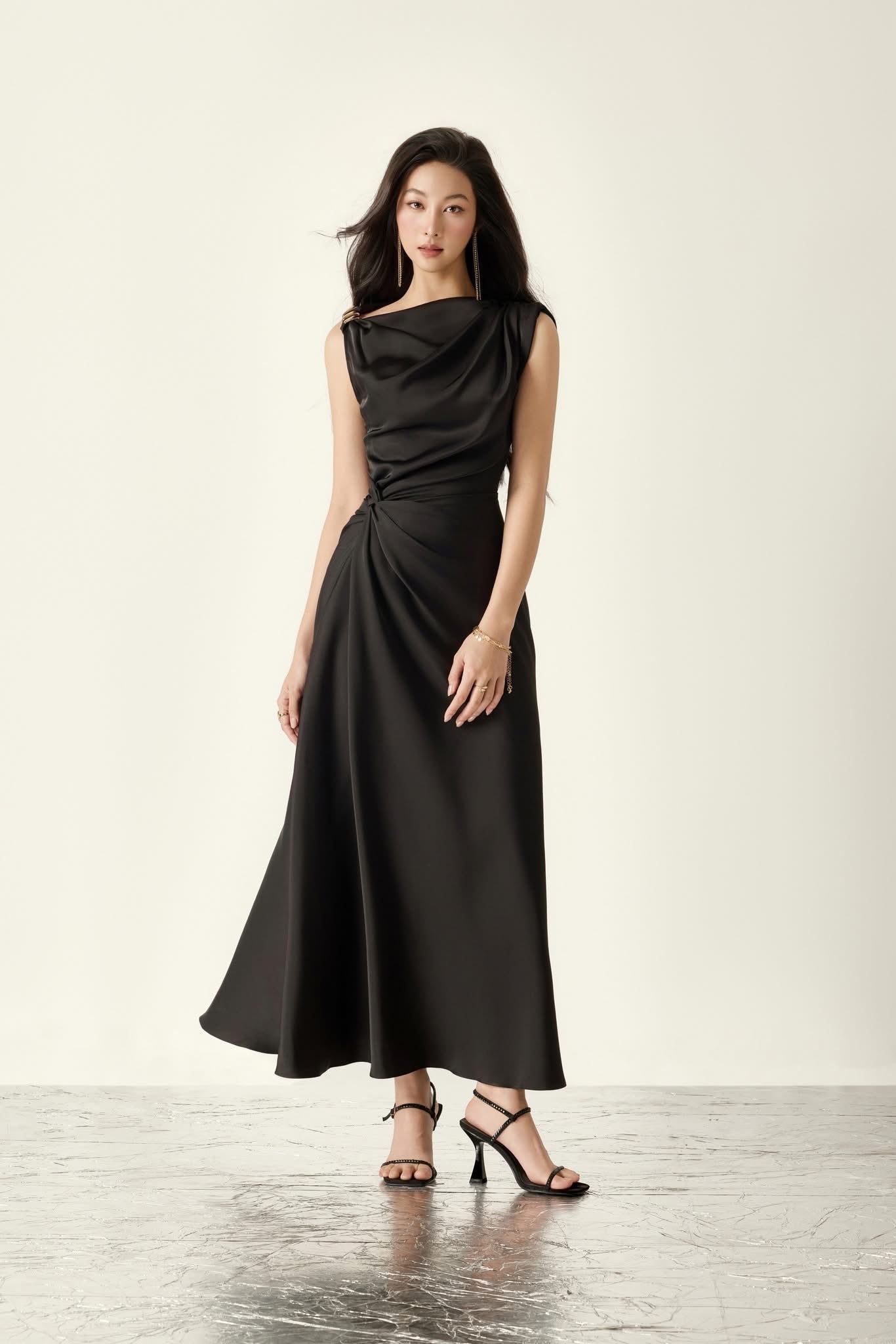 BYDENIO Twisted midi drape dress