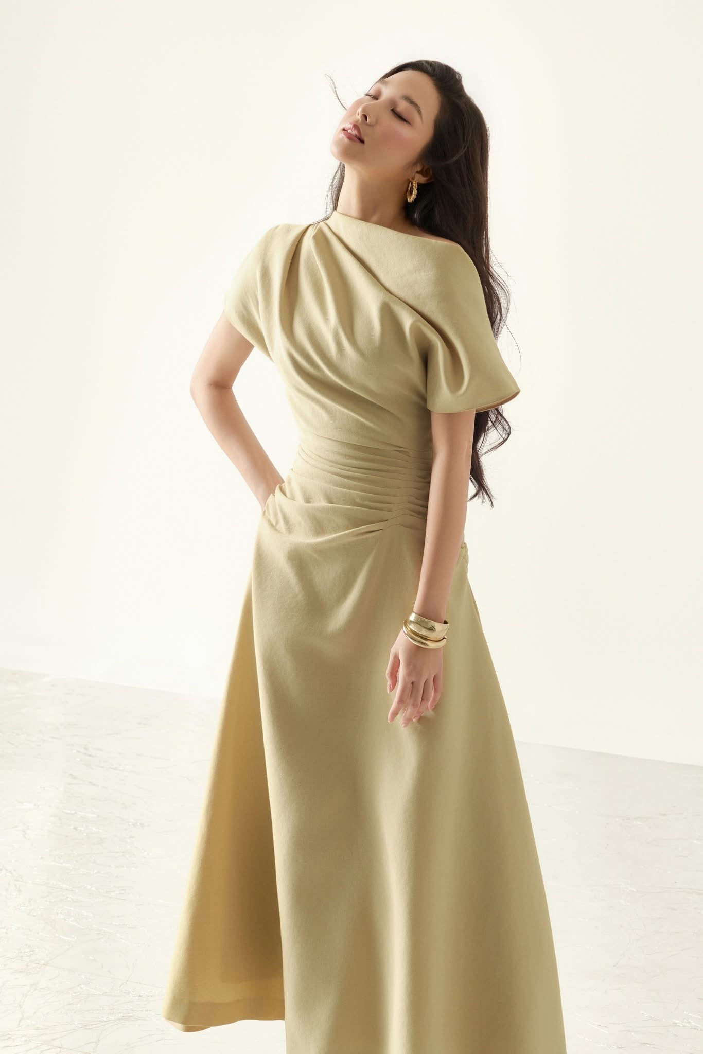 BYDENIO Olivia structured draping midi skirt