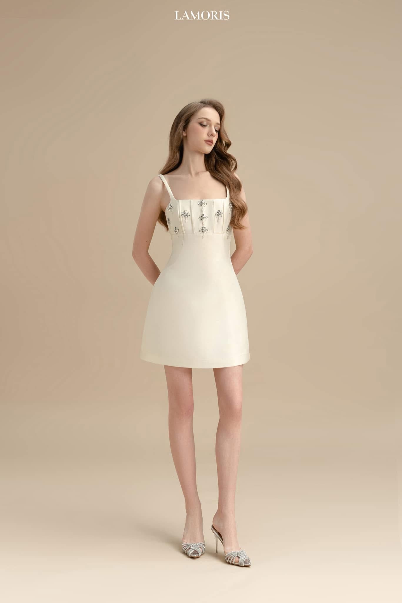 LAMORIS White Pearl Stones Dress