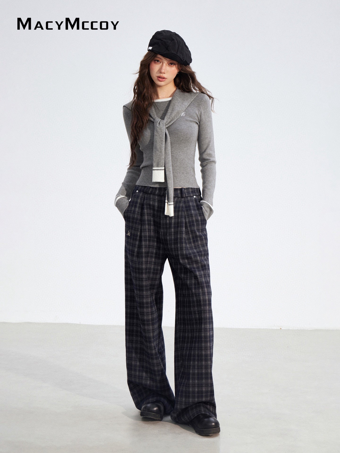 MacyMccoy MMC2025194 Plucked plaid wide leg pants