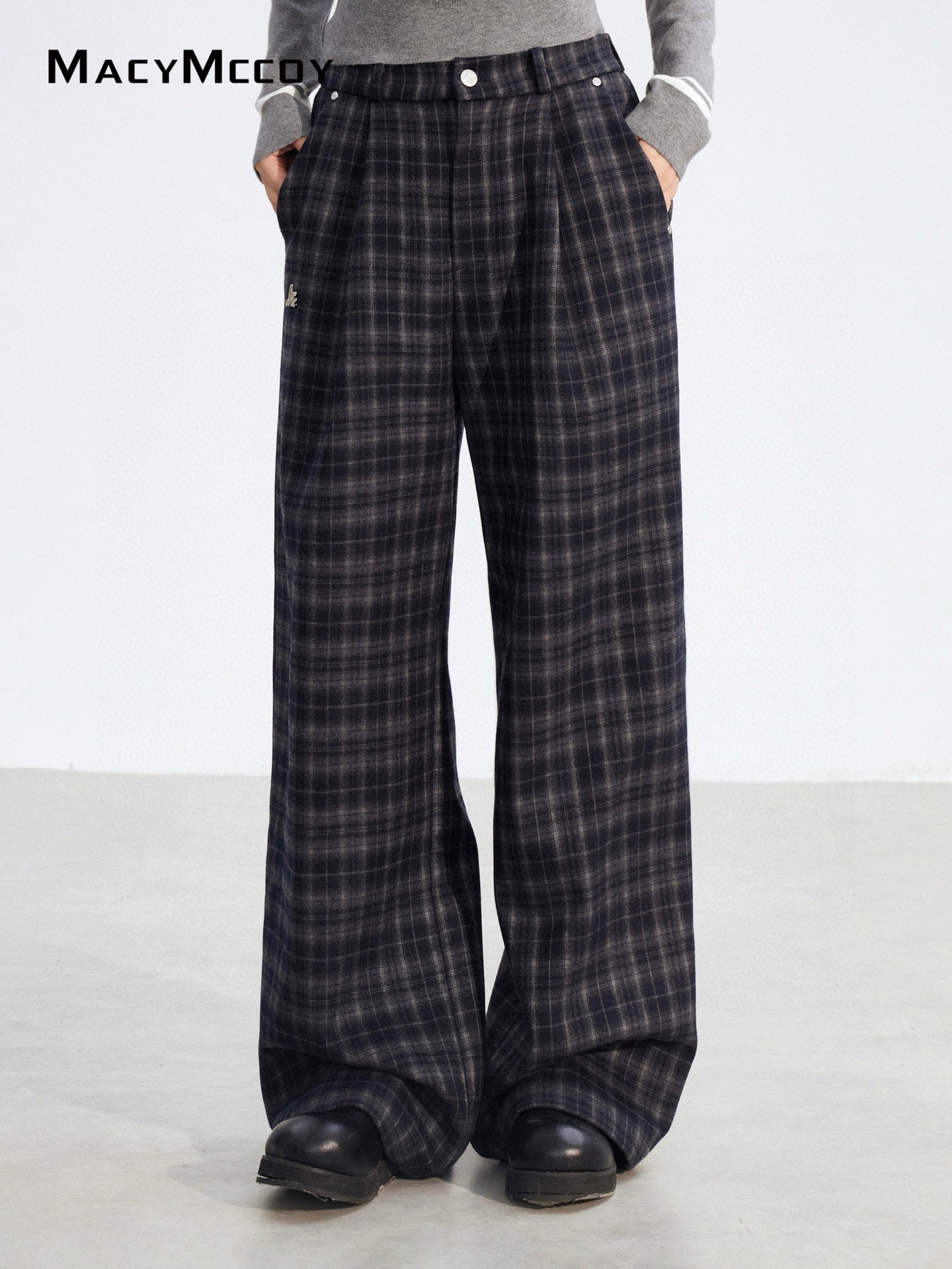MacyMccoy MMC2025194 Plucked plaid wide leg pants