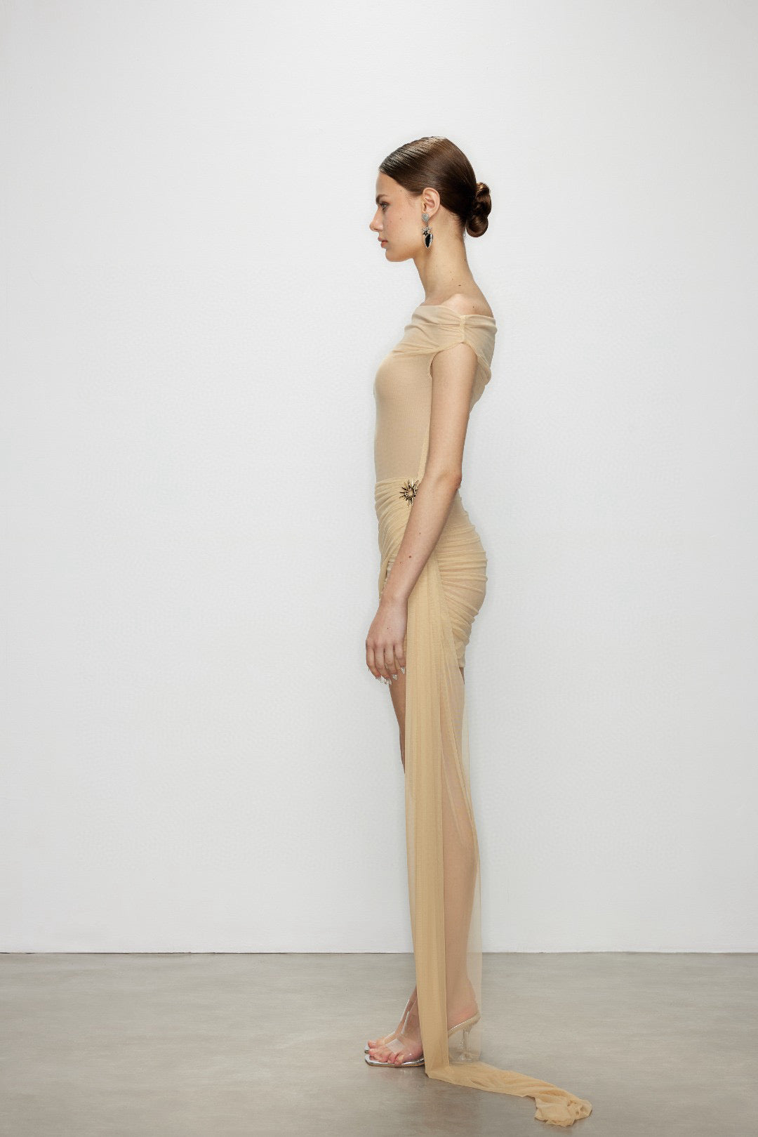 Artel Retro AR-25AW-DR002 Trailing mini dress (Beige)