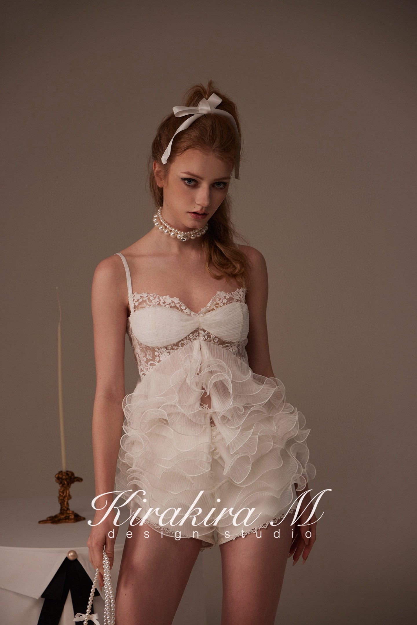 Kirakira.M White Multi-layer lace top