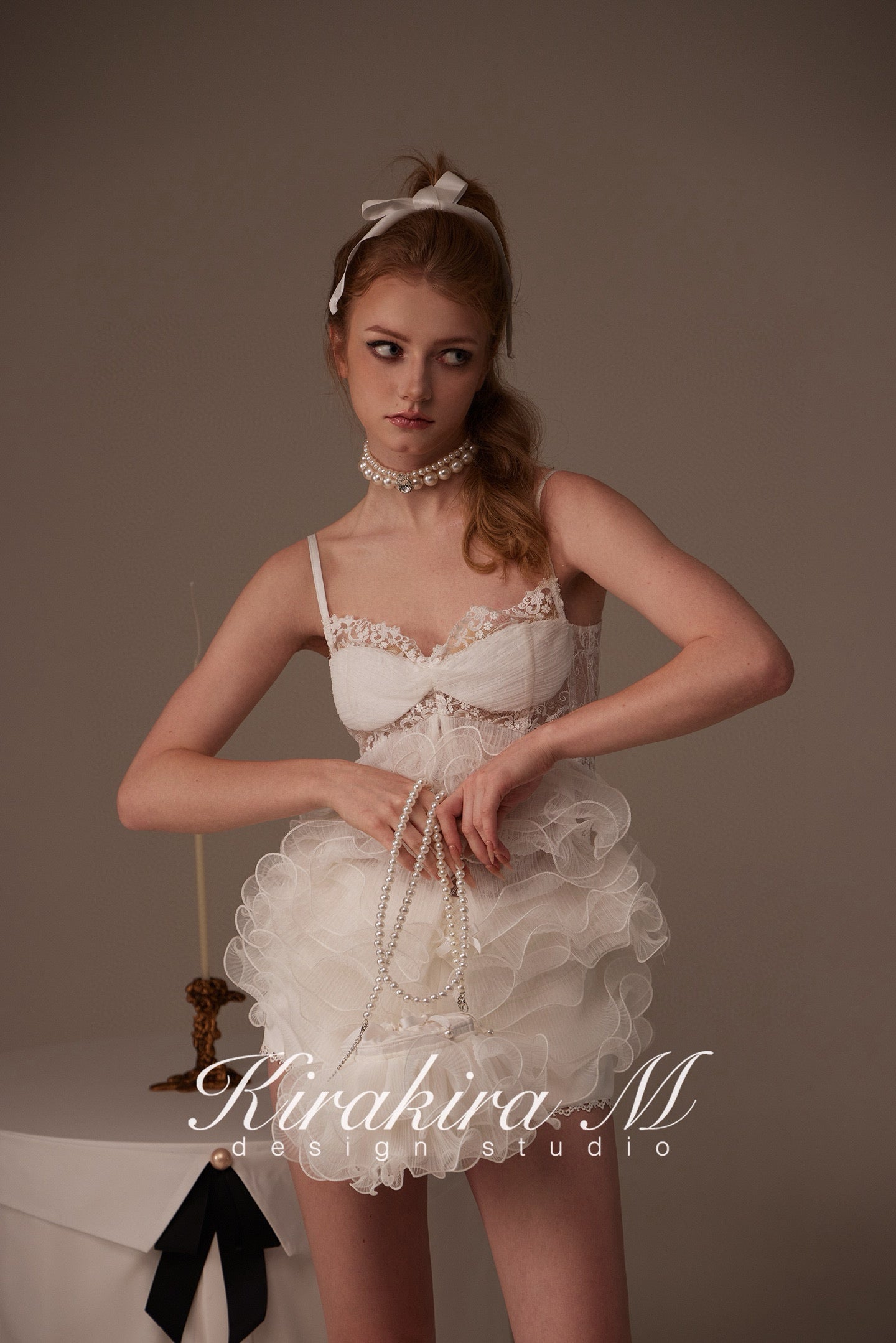 Kirakira.M White Multi-layer lace top
