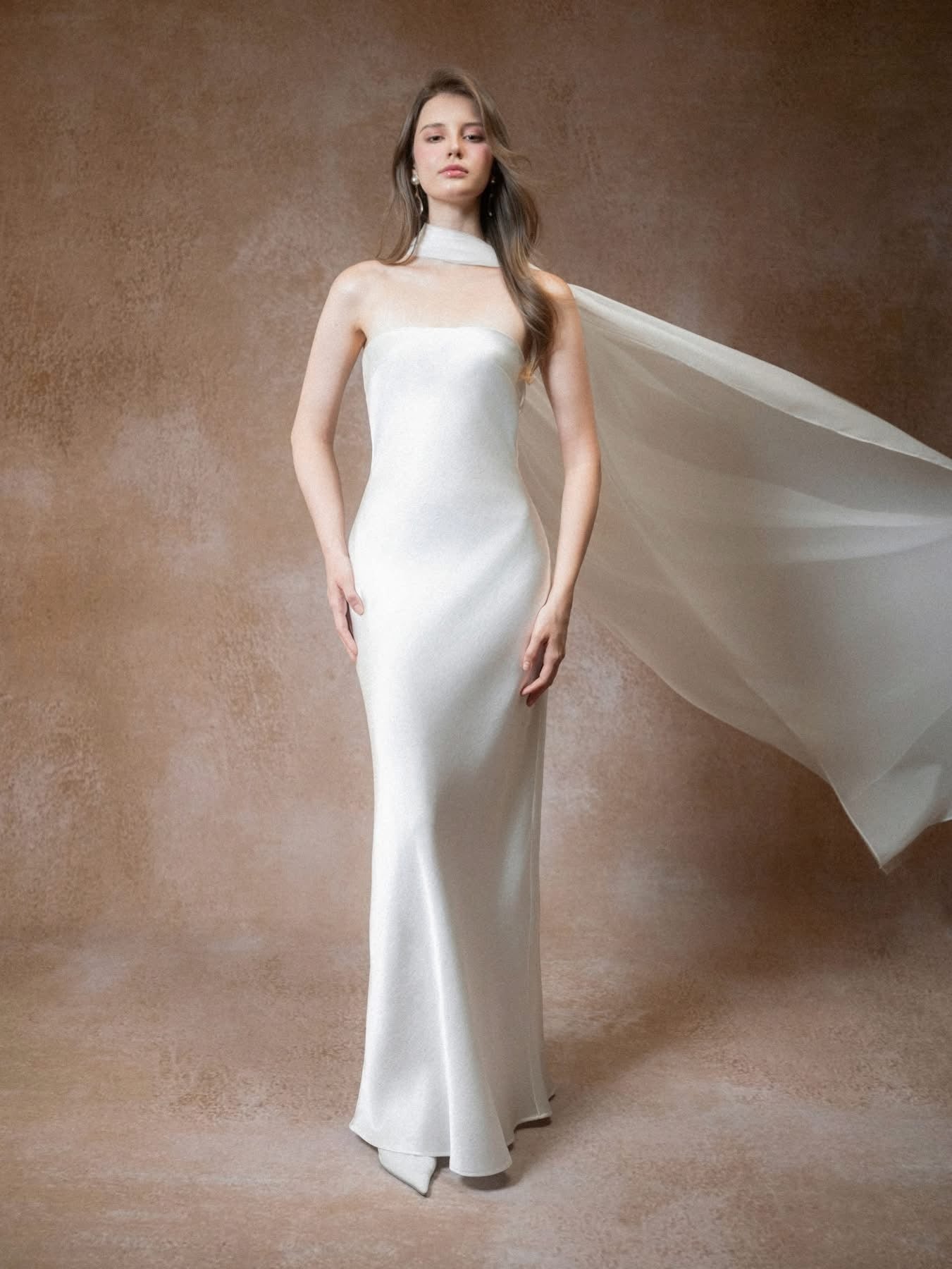 Kisserine SANATA GOWN