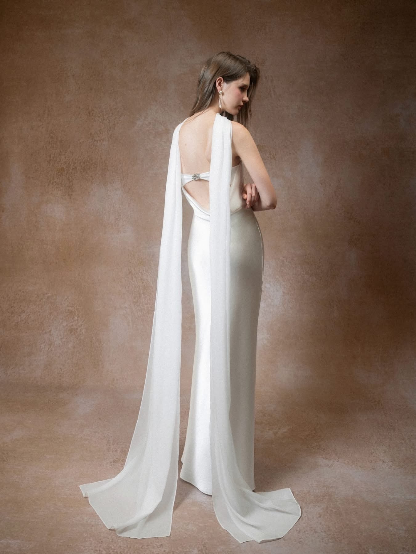 Kisserine SANATA GOWN