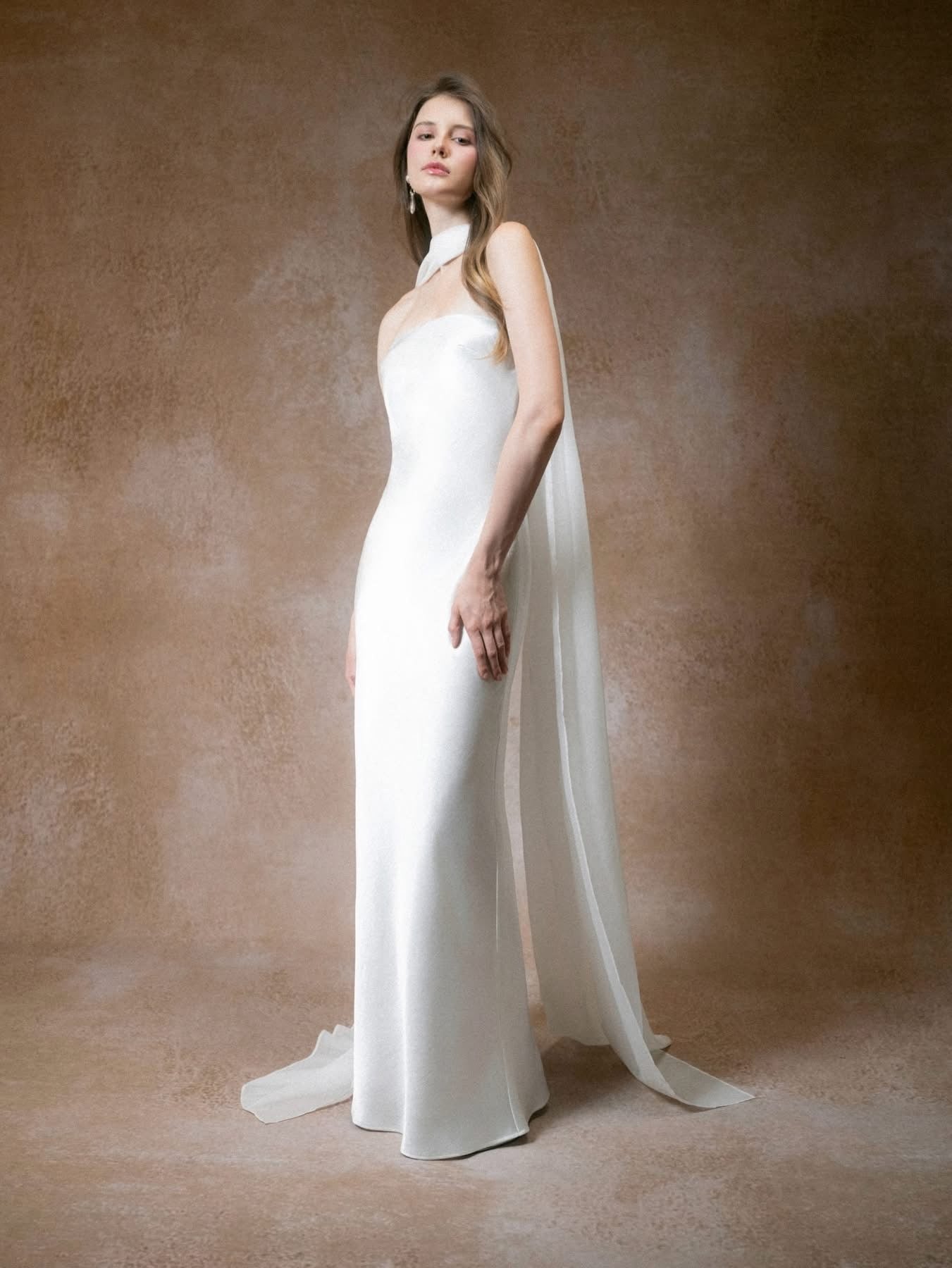 Kisserine SANATA GOWN