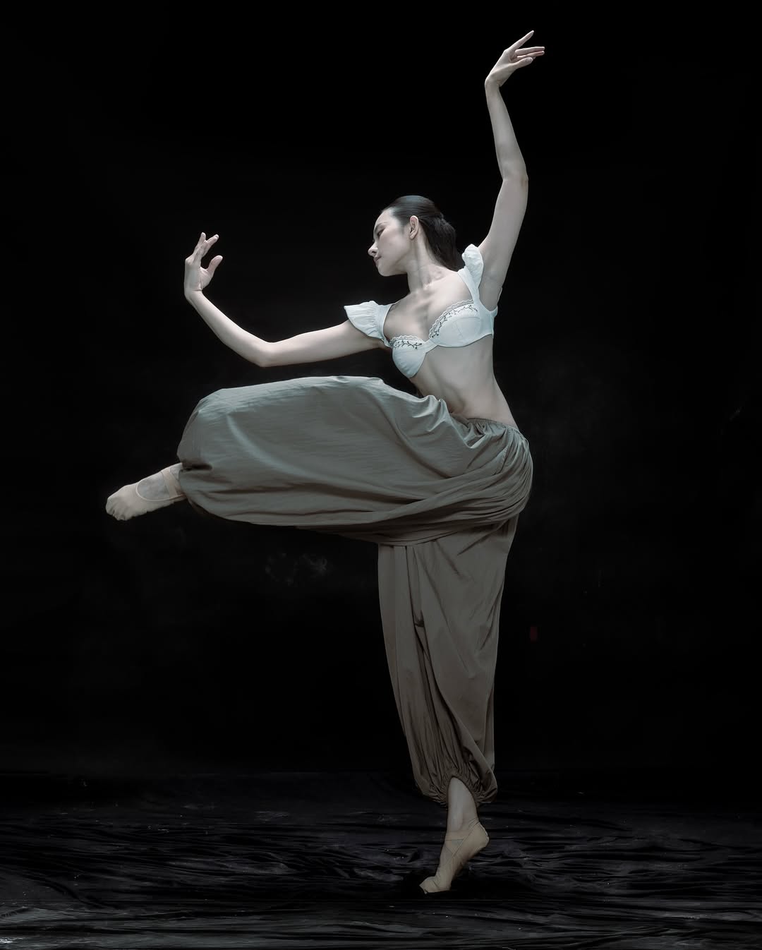 Huelley Huelley Maia Top & Lior Pants