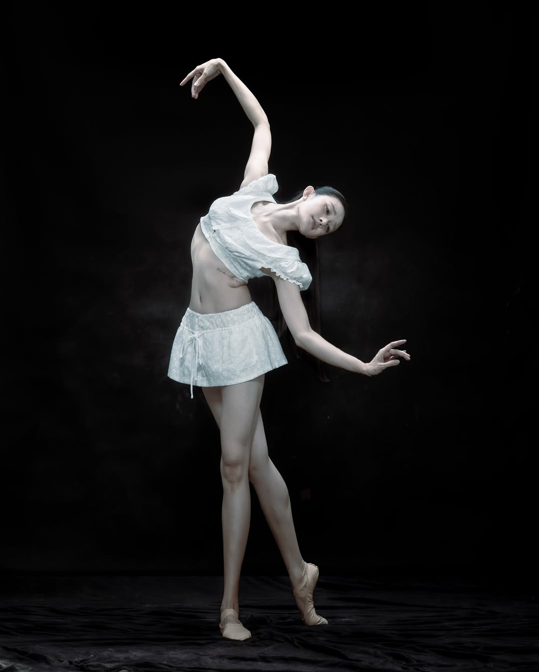 Huelley Huelley Nee Top & Niah Skirt