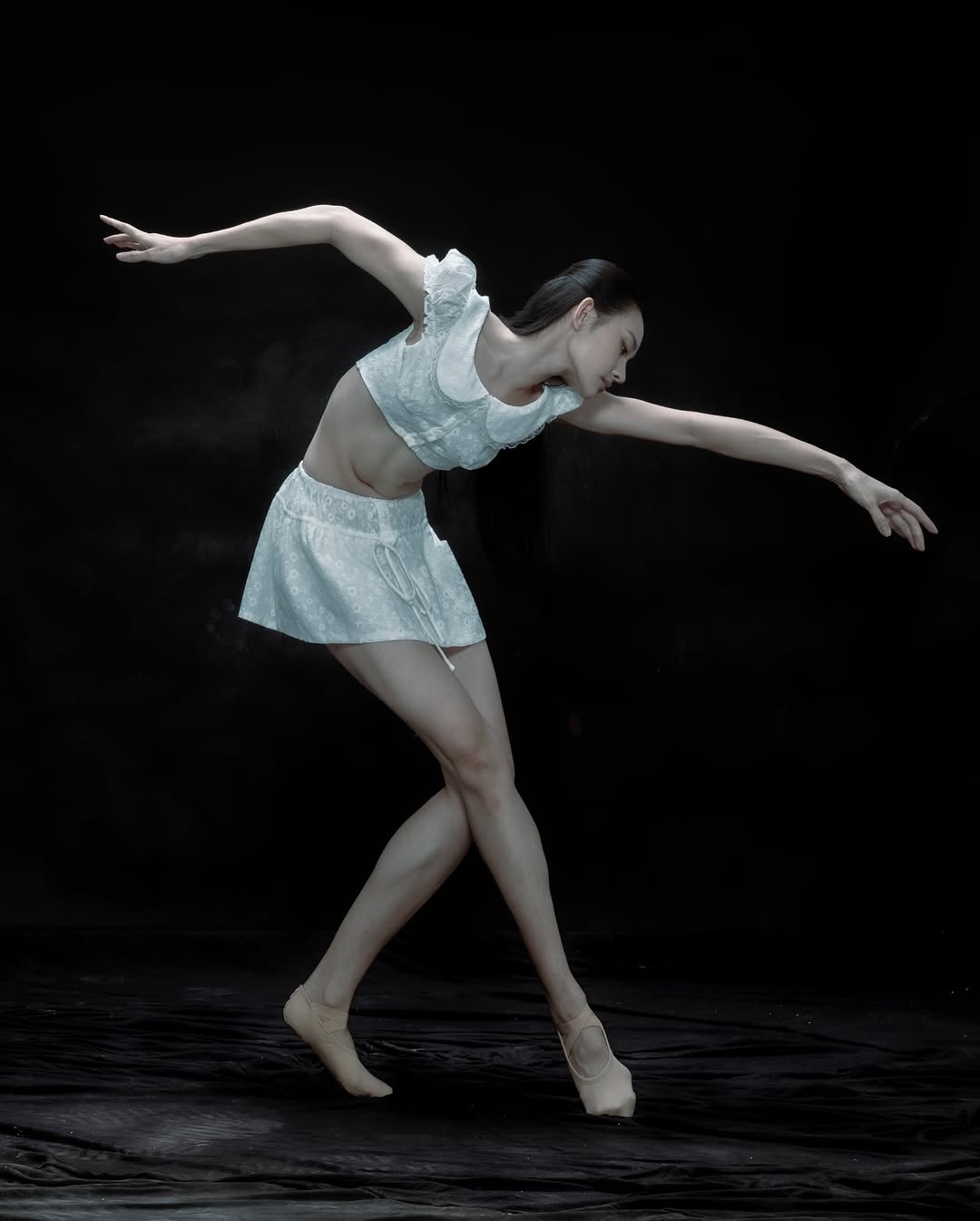 Huelley Huelley Nee Top & Niah Skirt