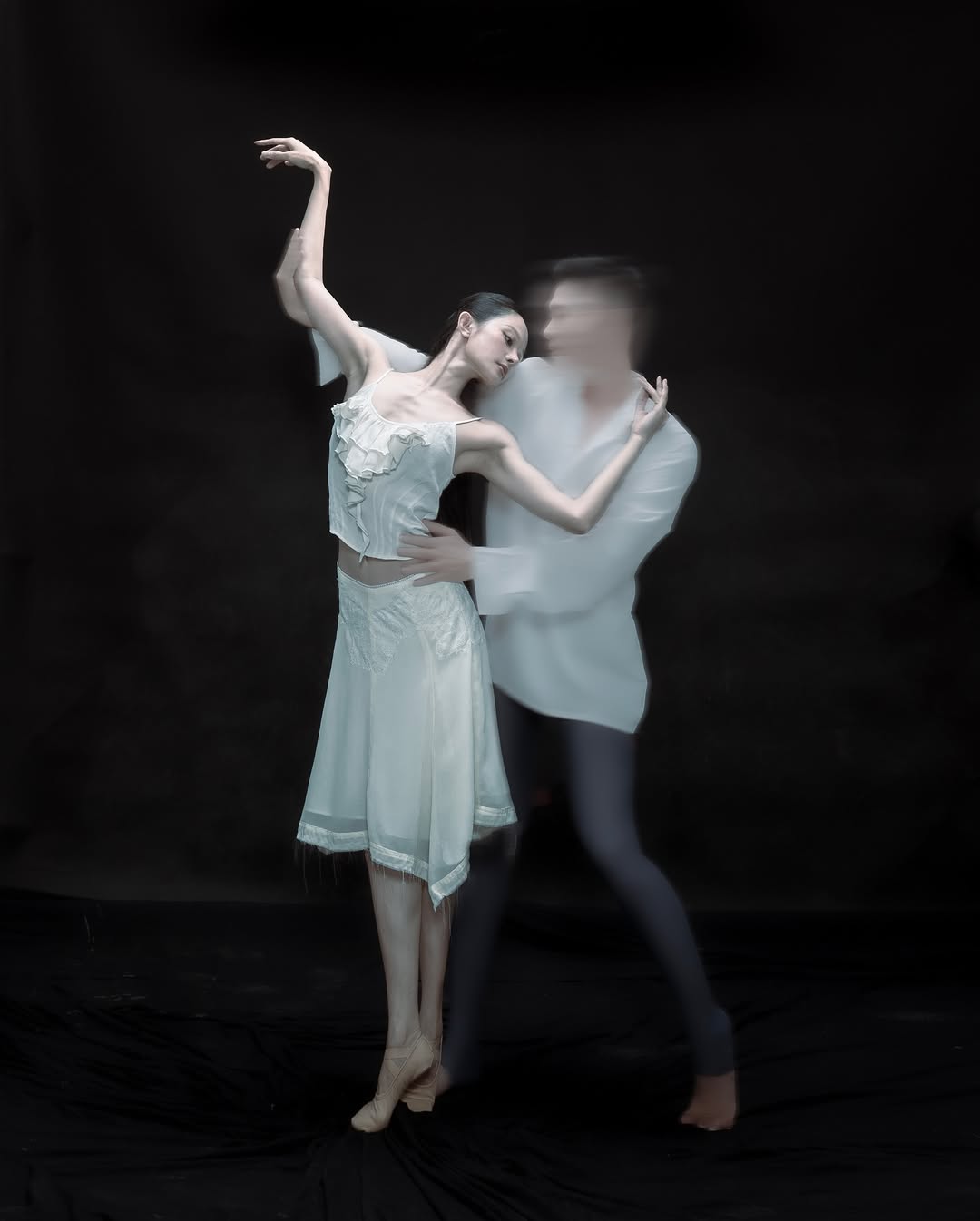 Huelley Huelley Sera Top & Vera Skirt