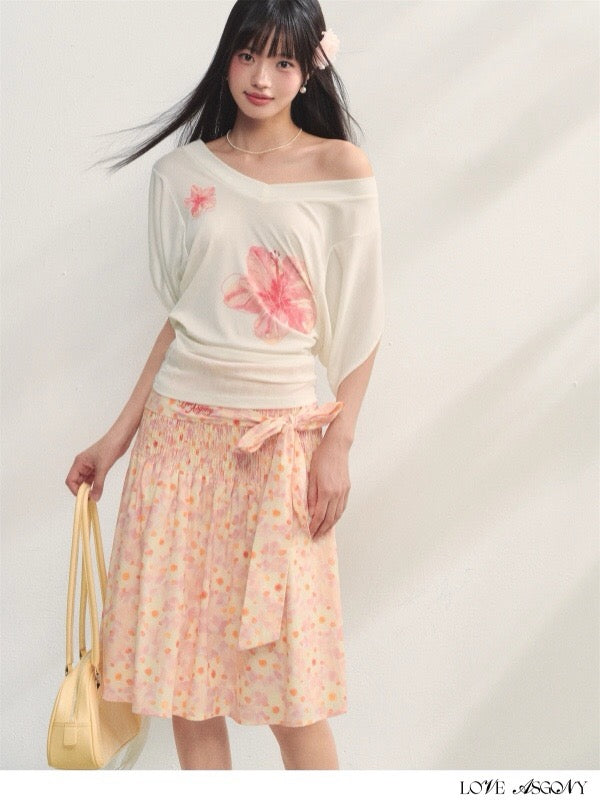 AsGony ASG25236 Flower V-neck waist cinched short sleeved T-shirt (2color)