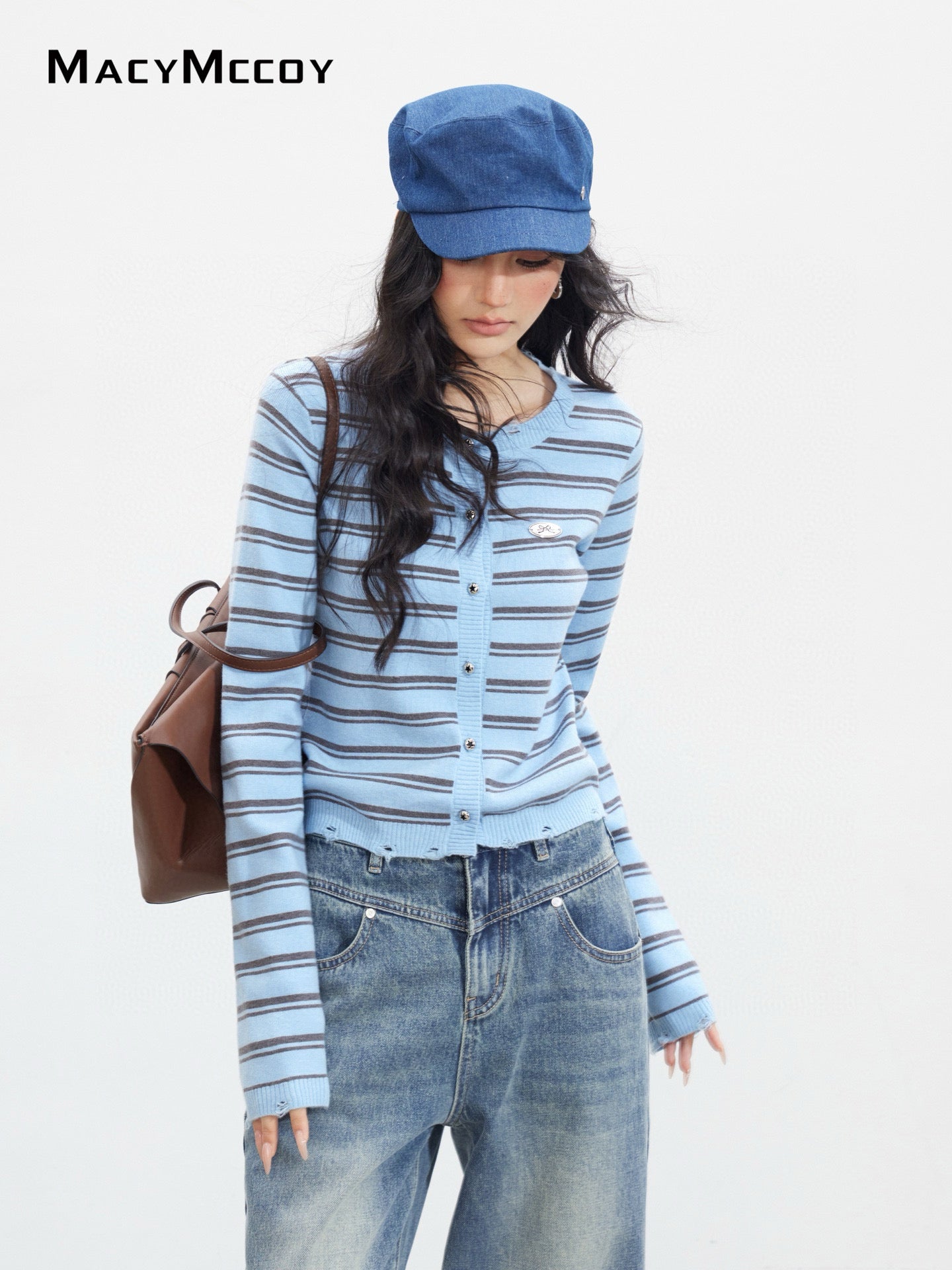 MacyMccoy MMC2025131 Contrast striped knitted top
