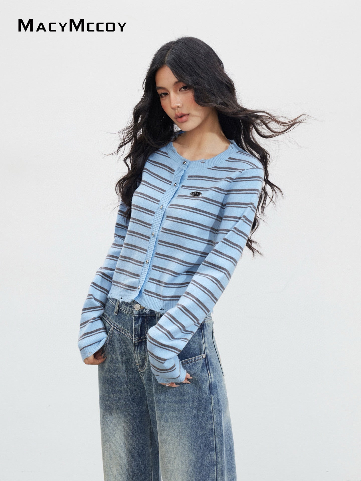 MacyMccoy MMC2025131 Contrast striped knitted top