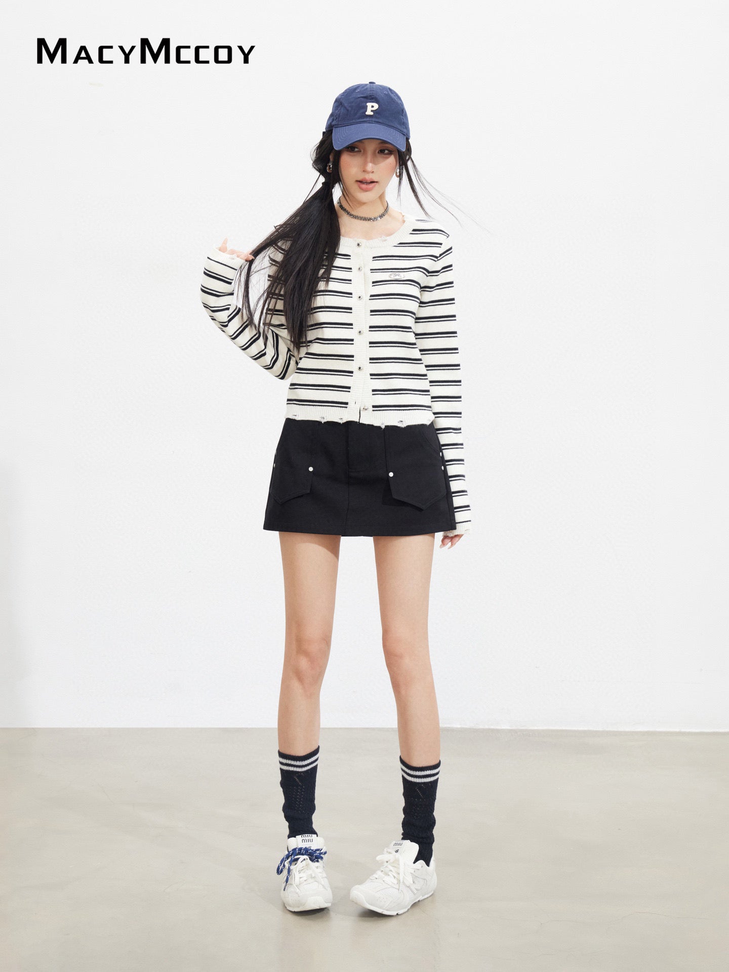 MacyMccoy MMC2025131 Contrast striped knitted top